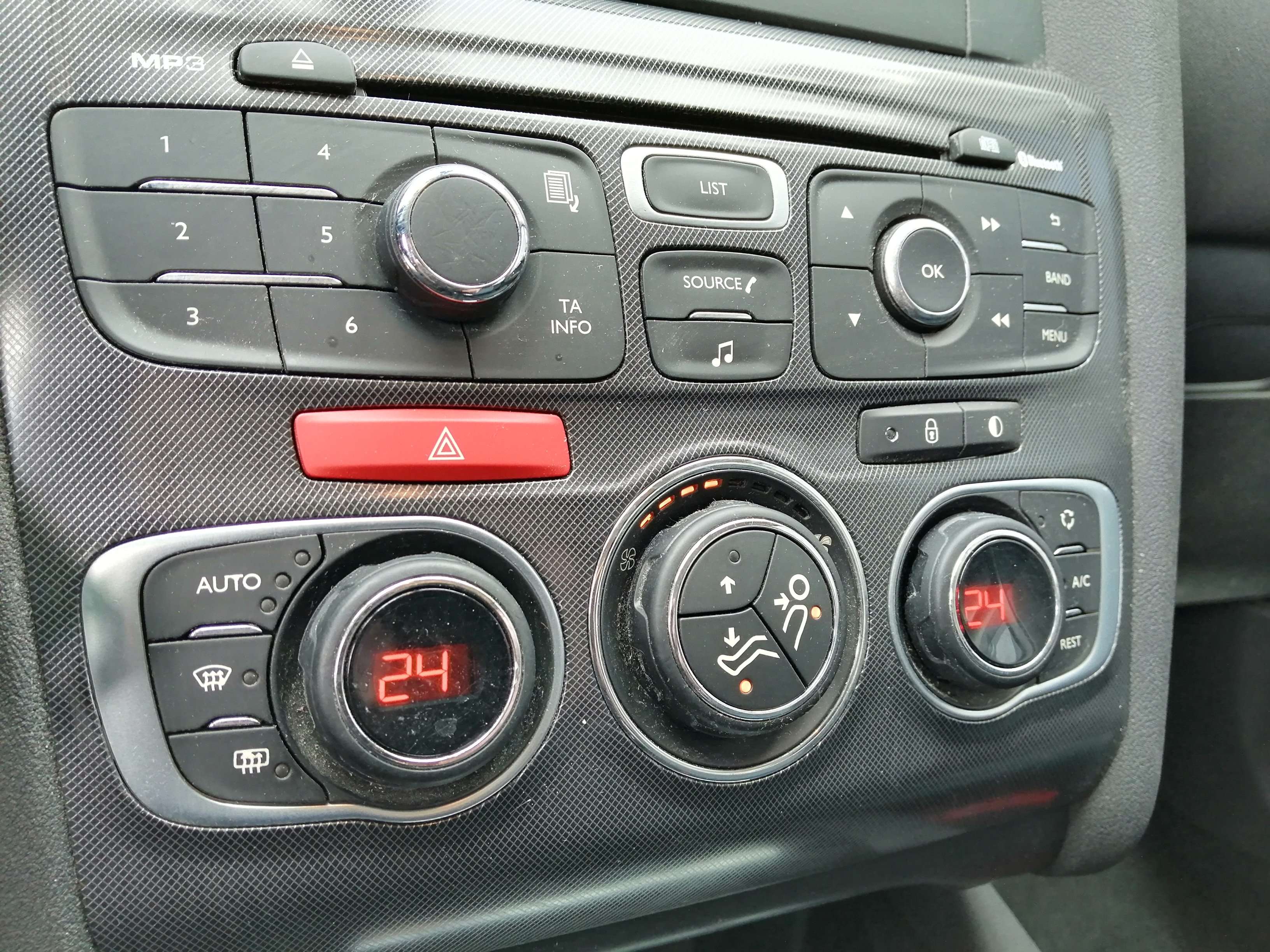 Citroen C4 1.4i VTi 95 Seduction - CLIM - GARANTIE 12 MOIS