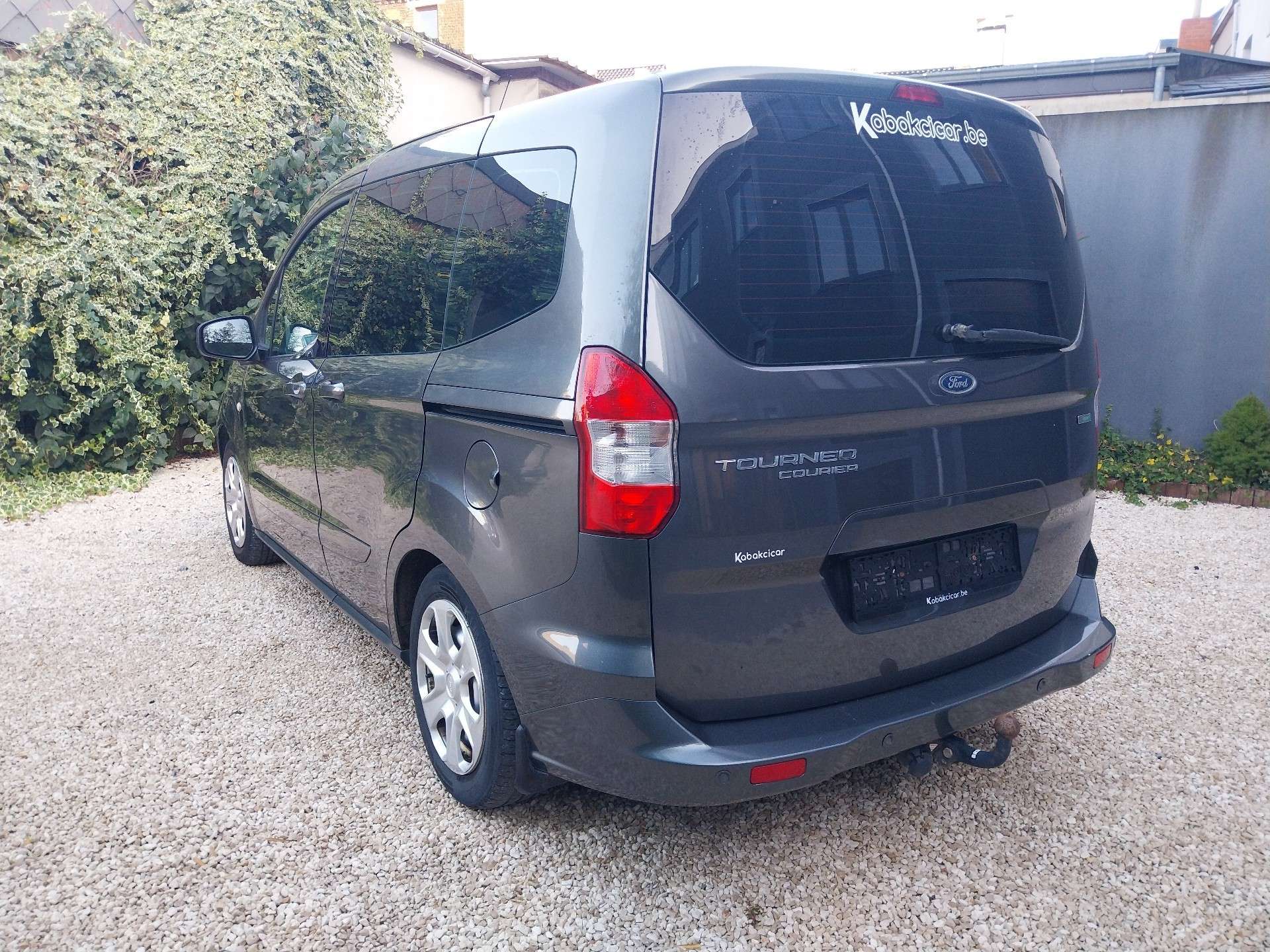 Ford Tourneo Courier 1.0 EcoBoost 100 - Ludospace Ideal Famille économique - Garantie 12 Mois avec Entretien Effectué - Zone LEZ Ok