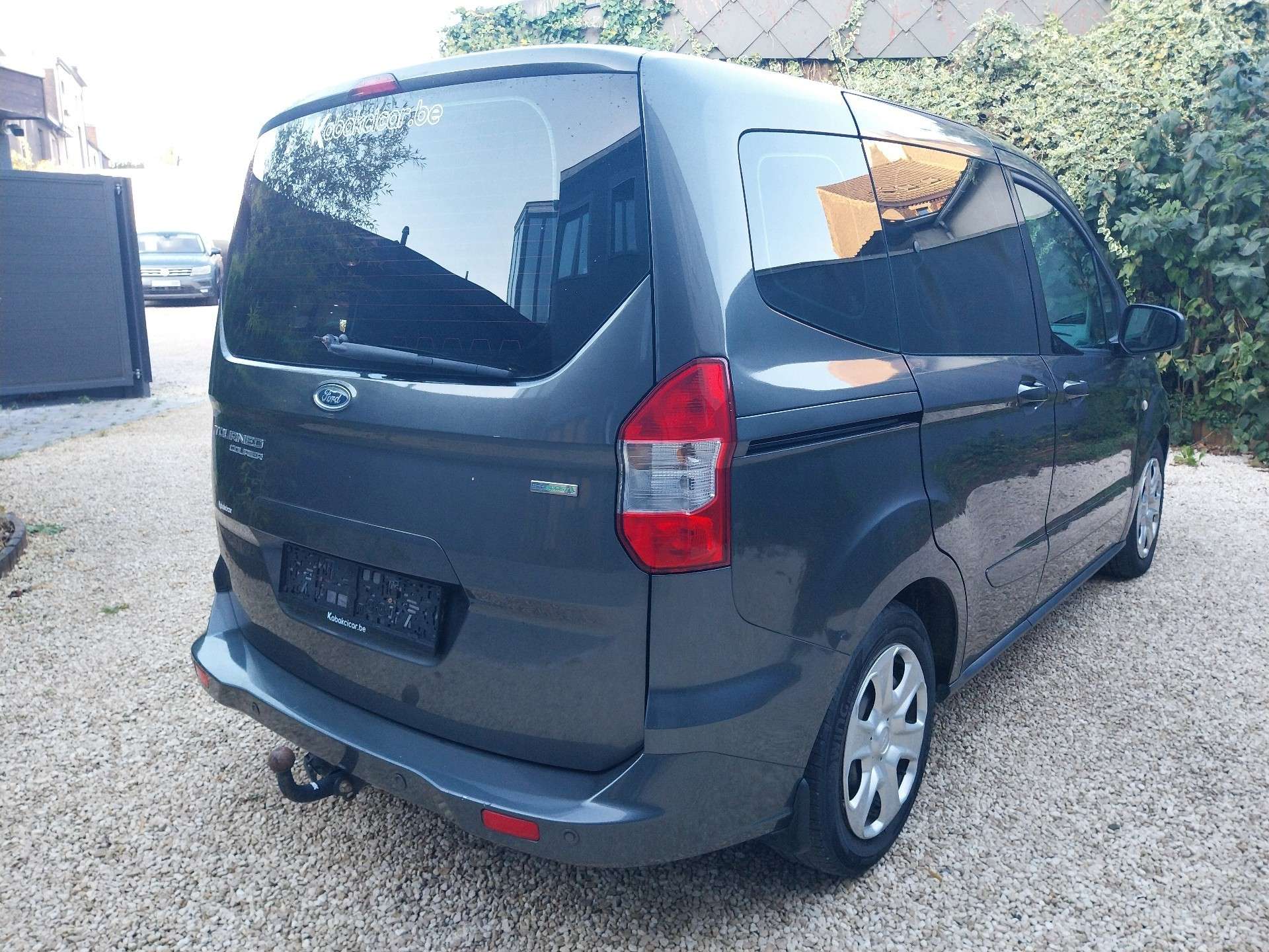 Ford Tourneo Courier 1.0 EcoBoost 100 - Ludospace Ideal Famille économique - Garantie 12 Mois avec Entretien Effectué - Zone LEZ Ok