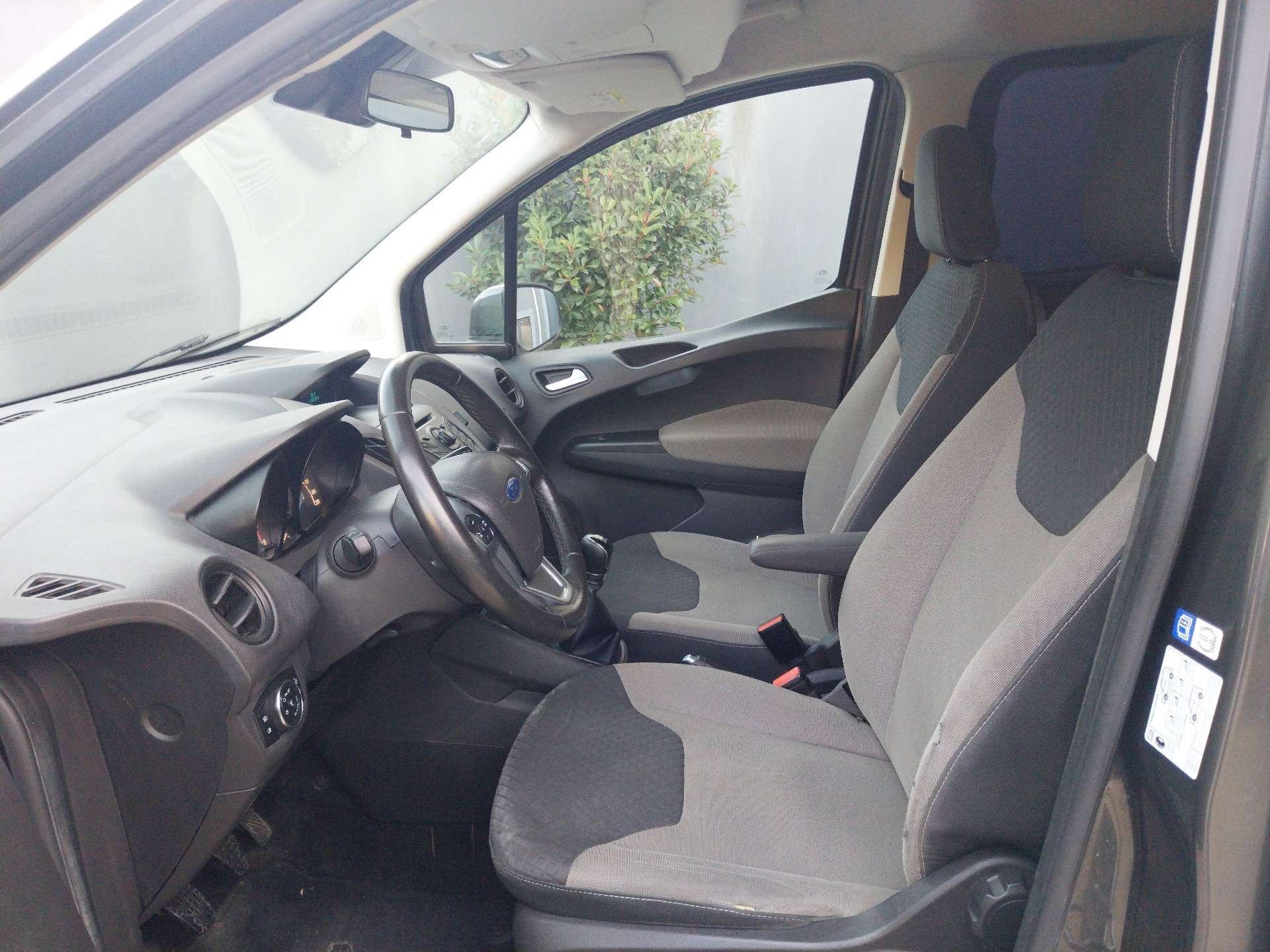 Ford Tourneo Courier 1.0 EcoBoost 100 - Ludospace Ideal Famille économique - Garantie 12 Mois avec Entretien Effectué - Zone LEZ Ok