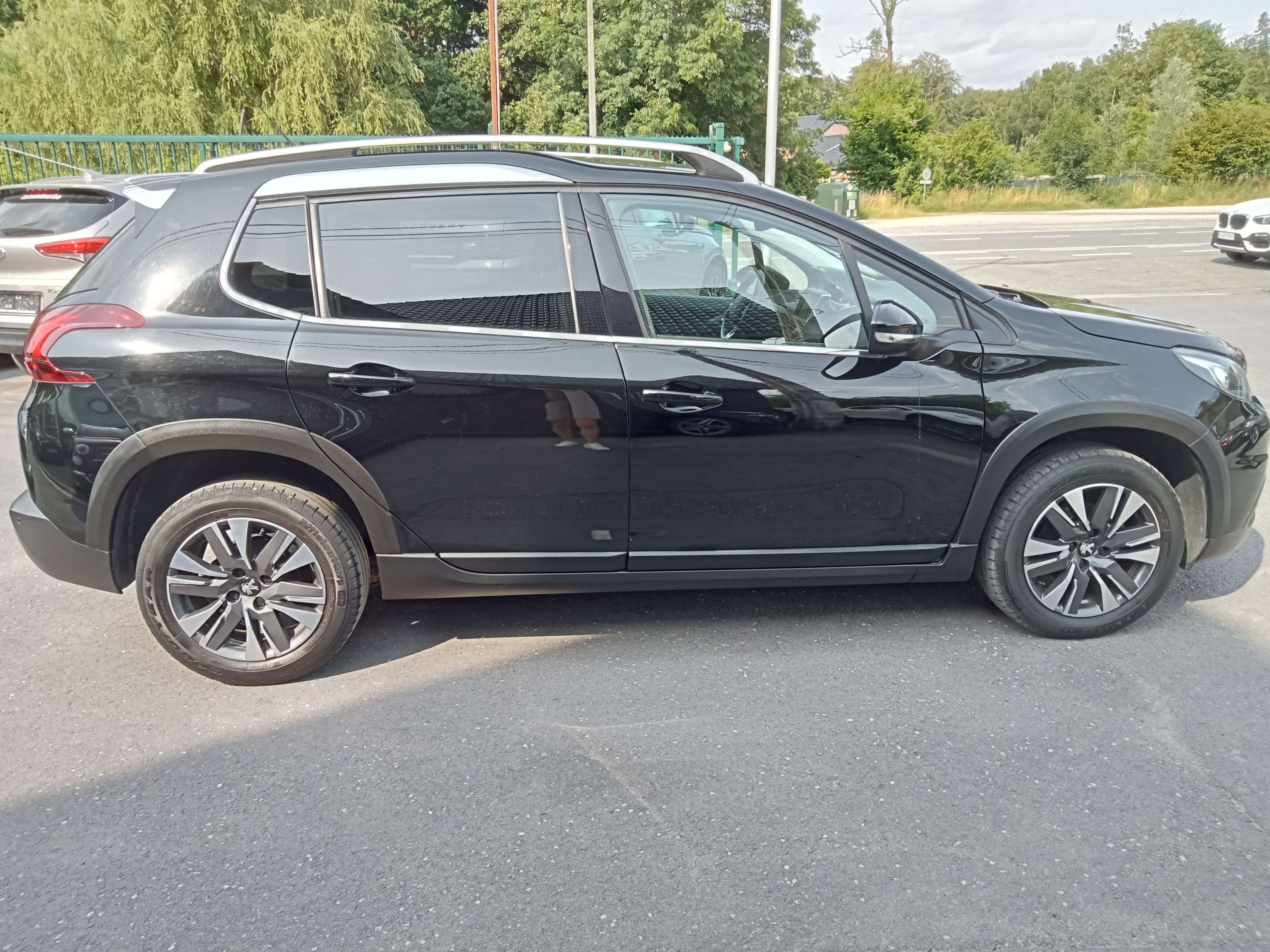 Peugeot 2008 1.6 BlueHDi 100ch/TOIT PANO/GPS/CAPTAR/GARANTIE1AN