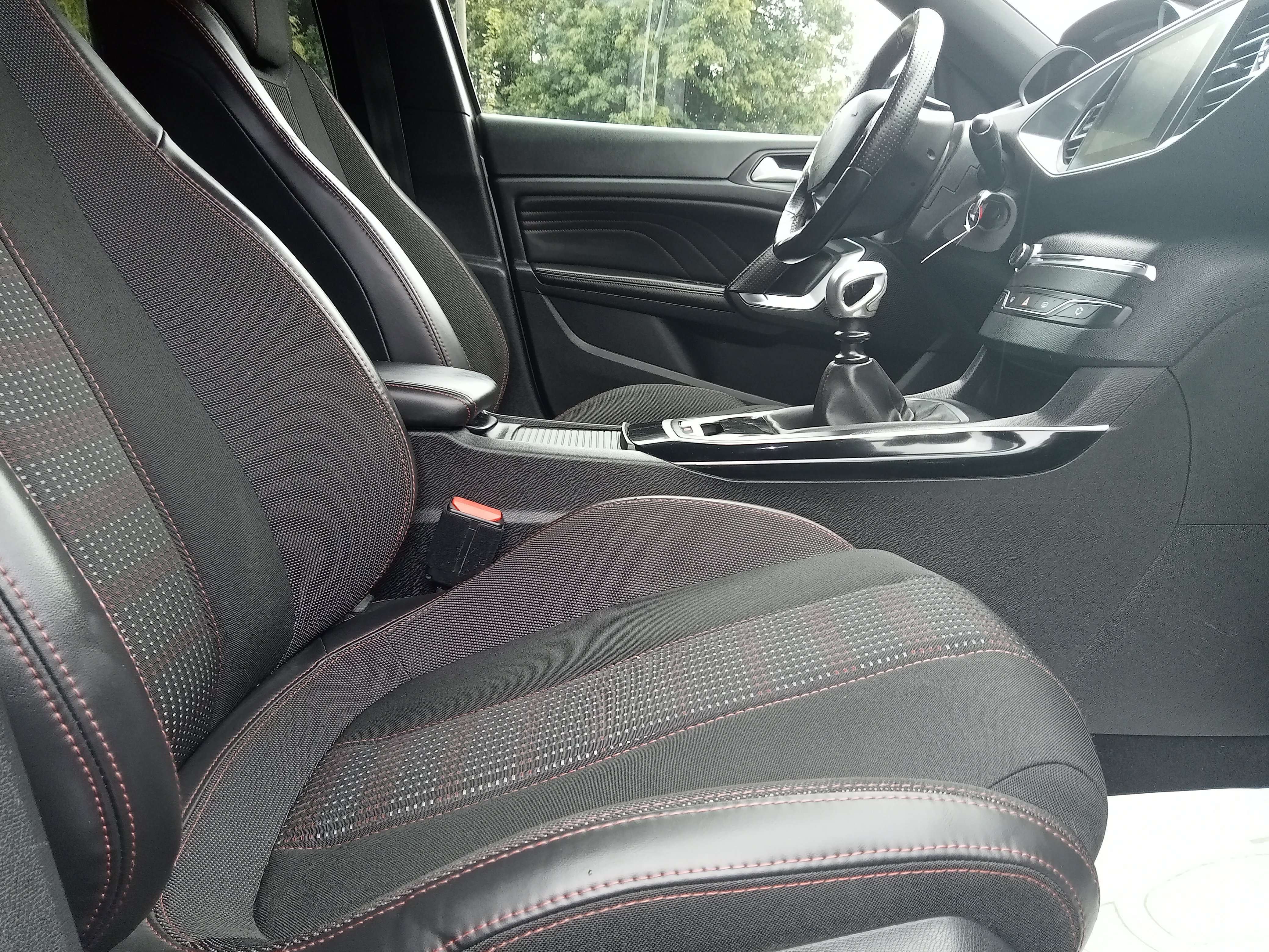 Peugeot 308 1.2 E 131cv GT Line Sport/GPS/ GARANTIE