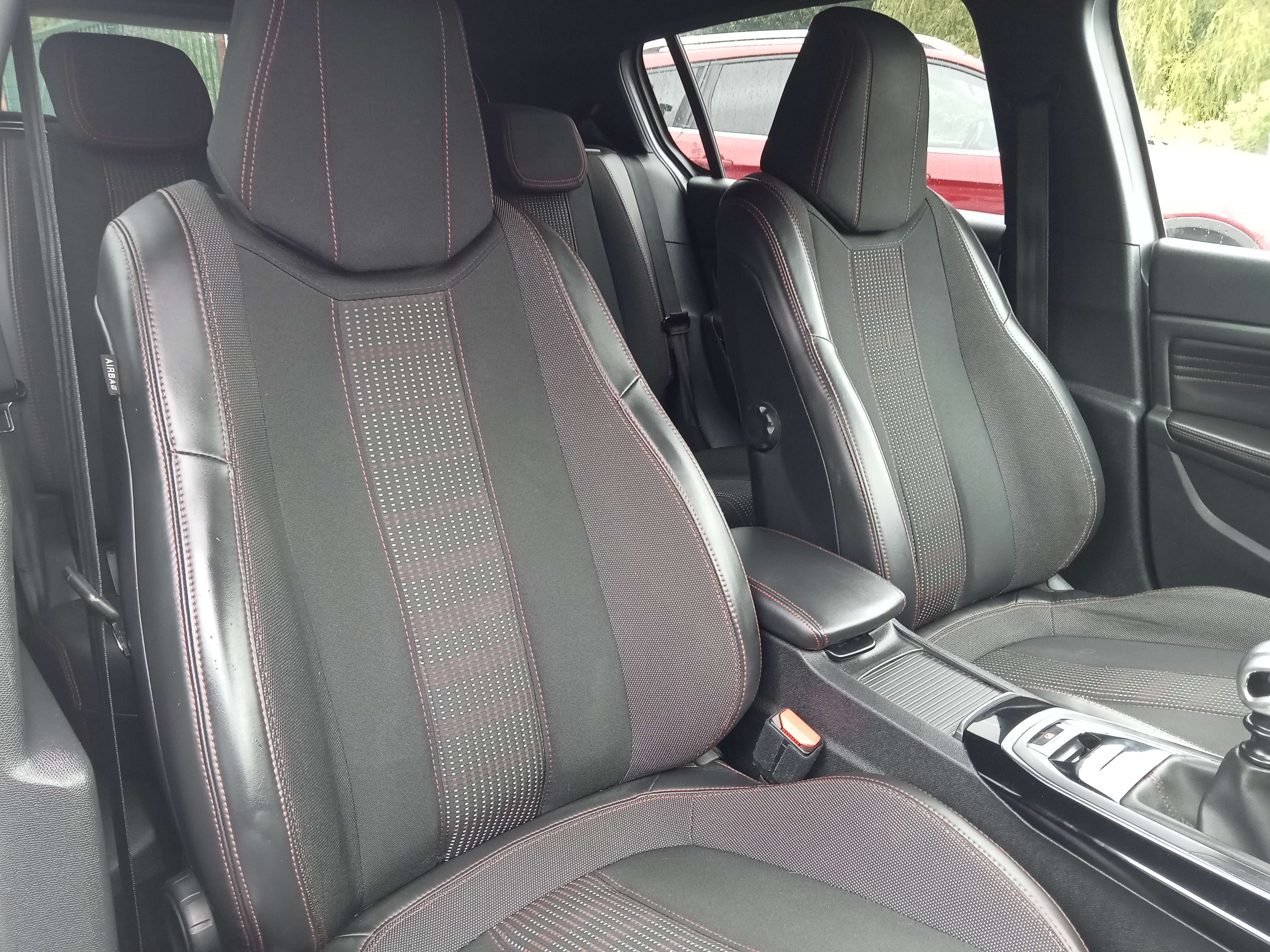 Peugeot 308 1.2 E 131cv GT Line Sport/GPS/ GARANTIE