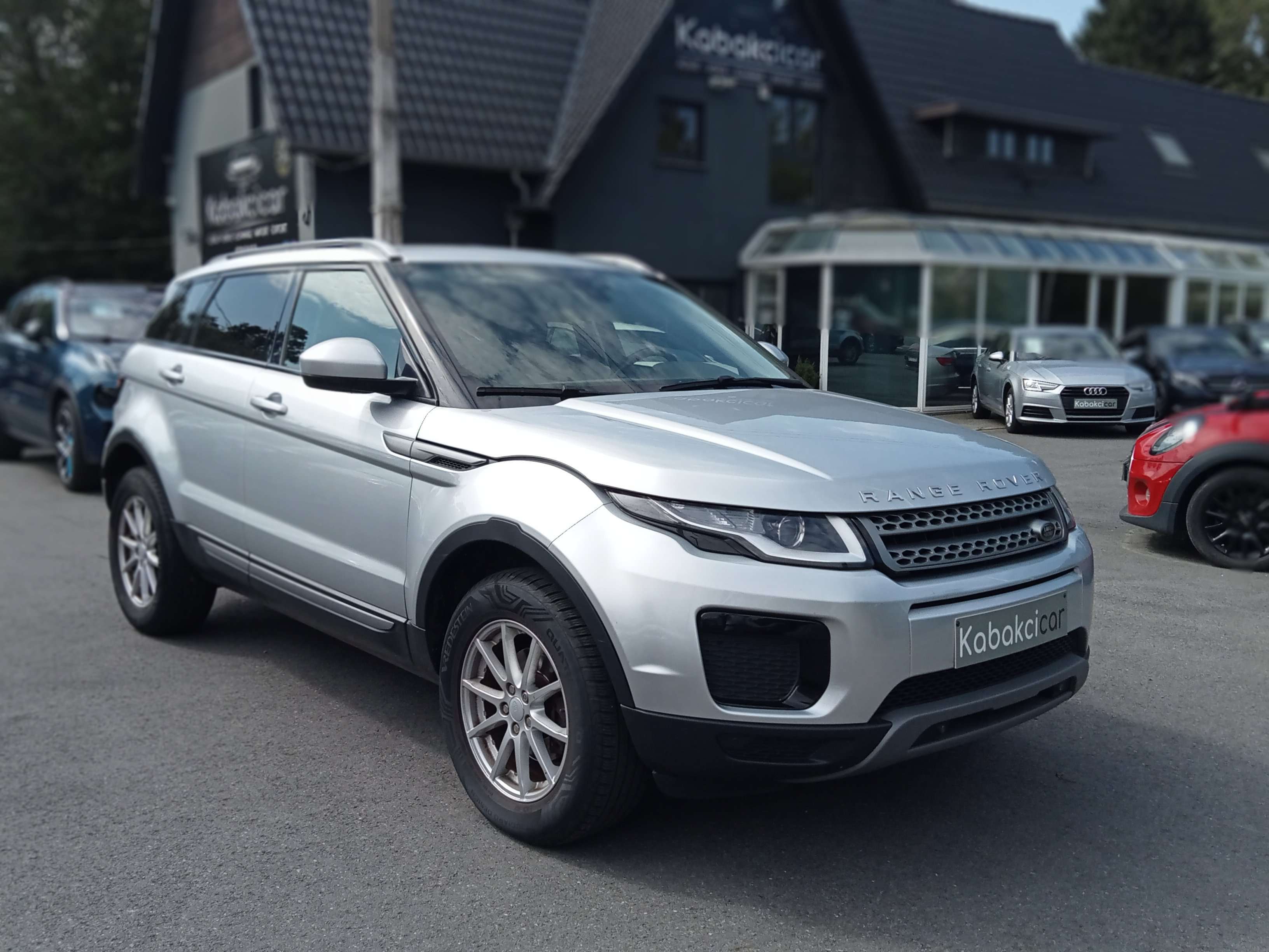 Land Rover Range Rover Evoque 2.0D 2WD /GPS/TEL/A C/CAPT/CAM REC/GARANTIE 1AN