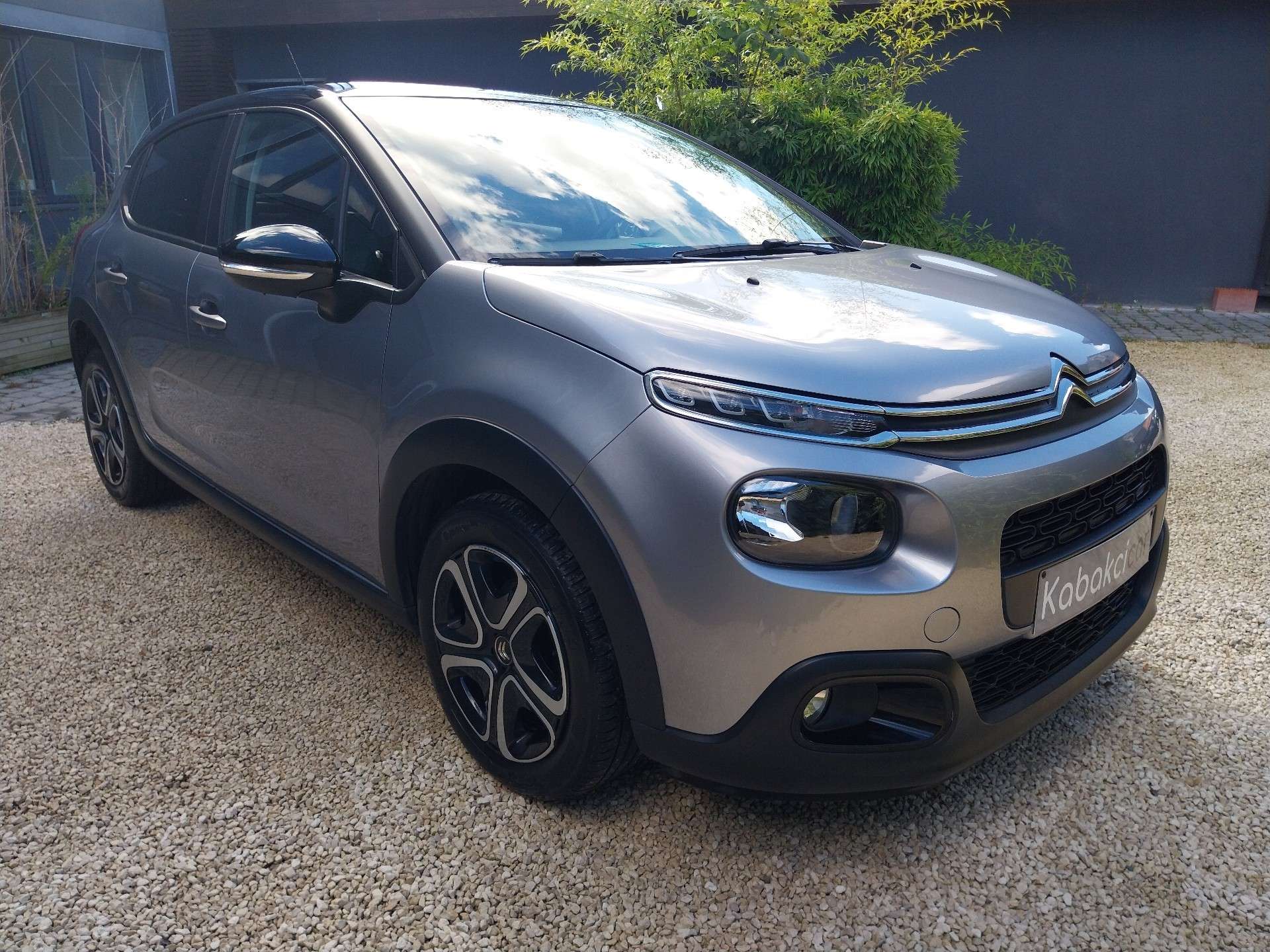 Citroen C3 1.2i 83 FEEL - Petit Budget Faible Kilométrage - Garantie 12 Mois avec Entretien Effectué - Dispo Rapide - Zone LEZ Ok