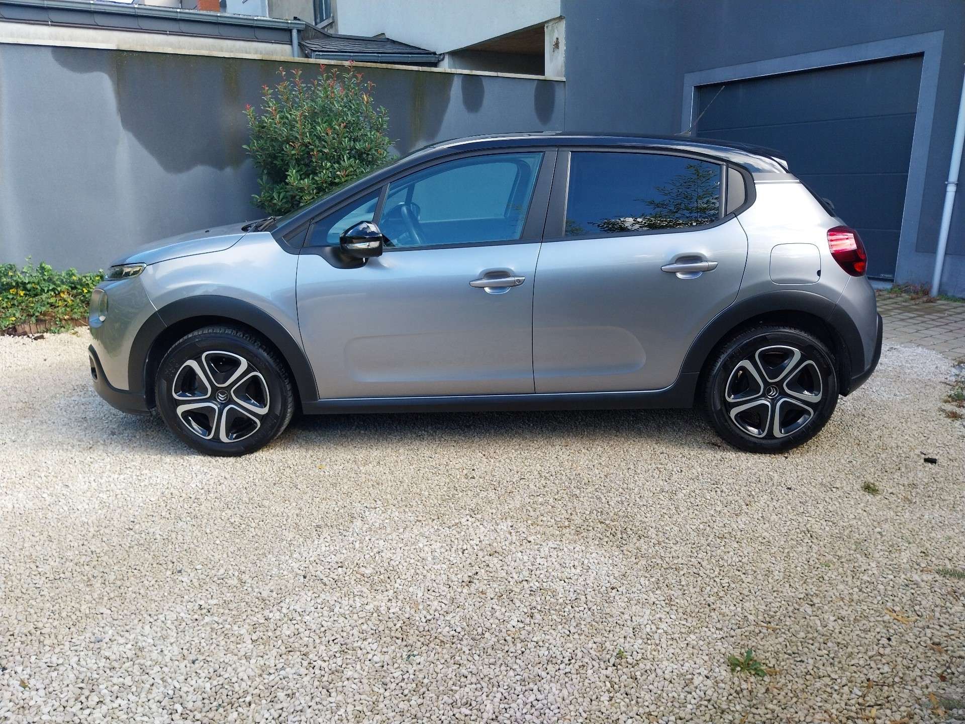 Citroen C3 1.2i 83 FEEL - Petit Budget Faible Kilométrage - Garantie 12 Mois avec Entretien Effectué - Dispo Rapide - Zone LEZ Ok