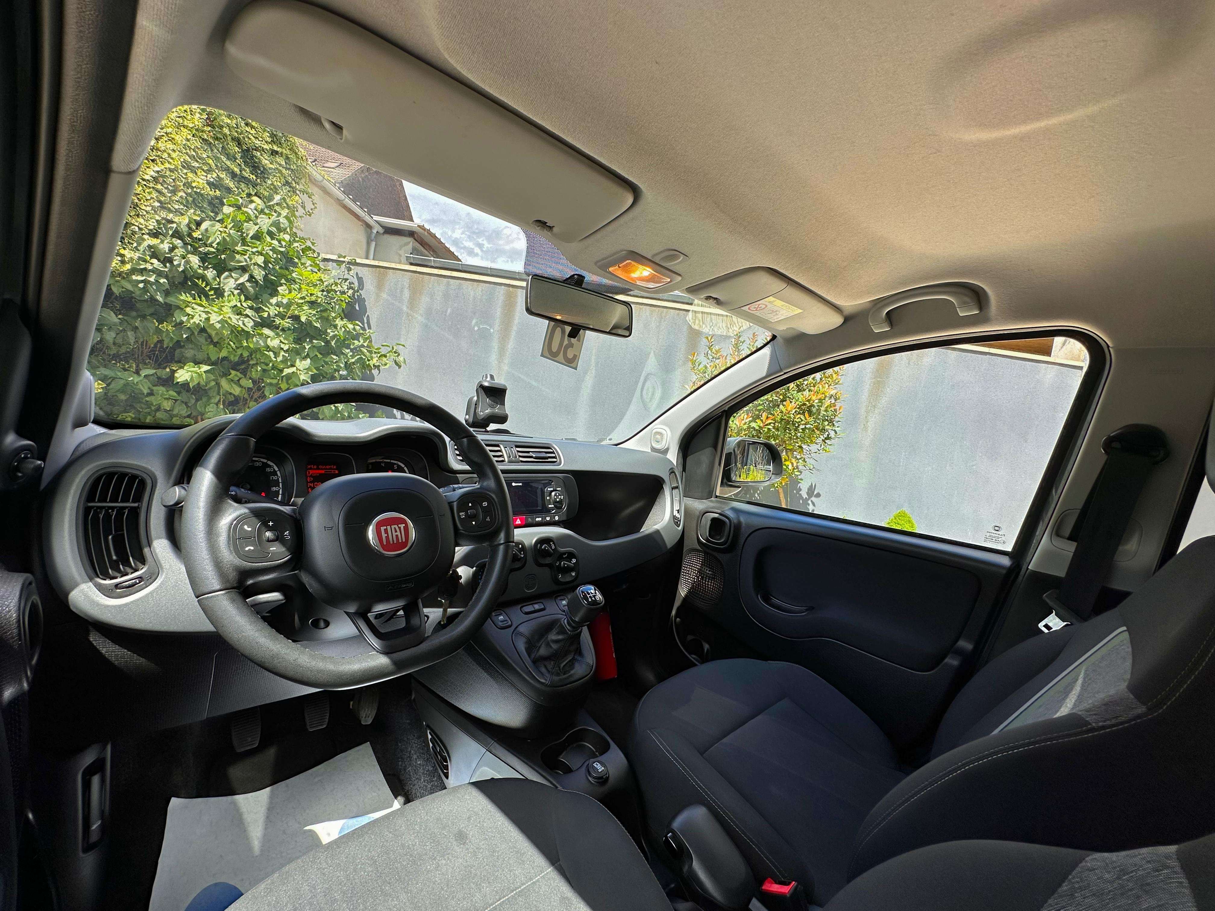 Fiat Panda 1.2i City Cross - Citadine Economique Faible KM - Garantie 12 Mois avec Entretien Effectué - Dispo Rapide - Zone LEZ Ok