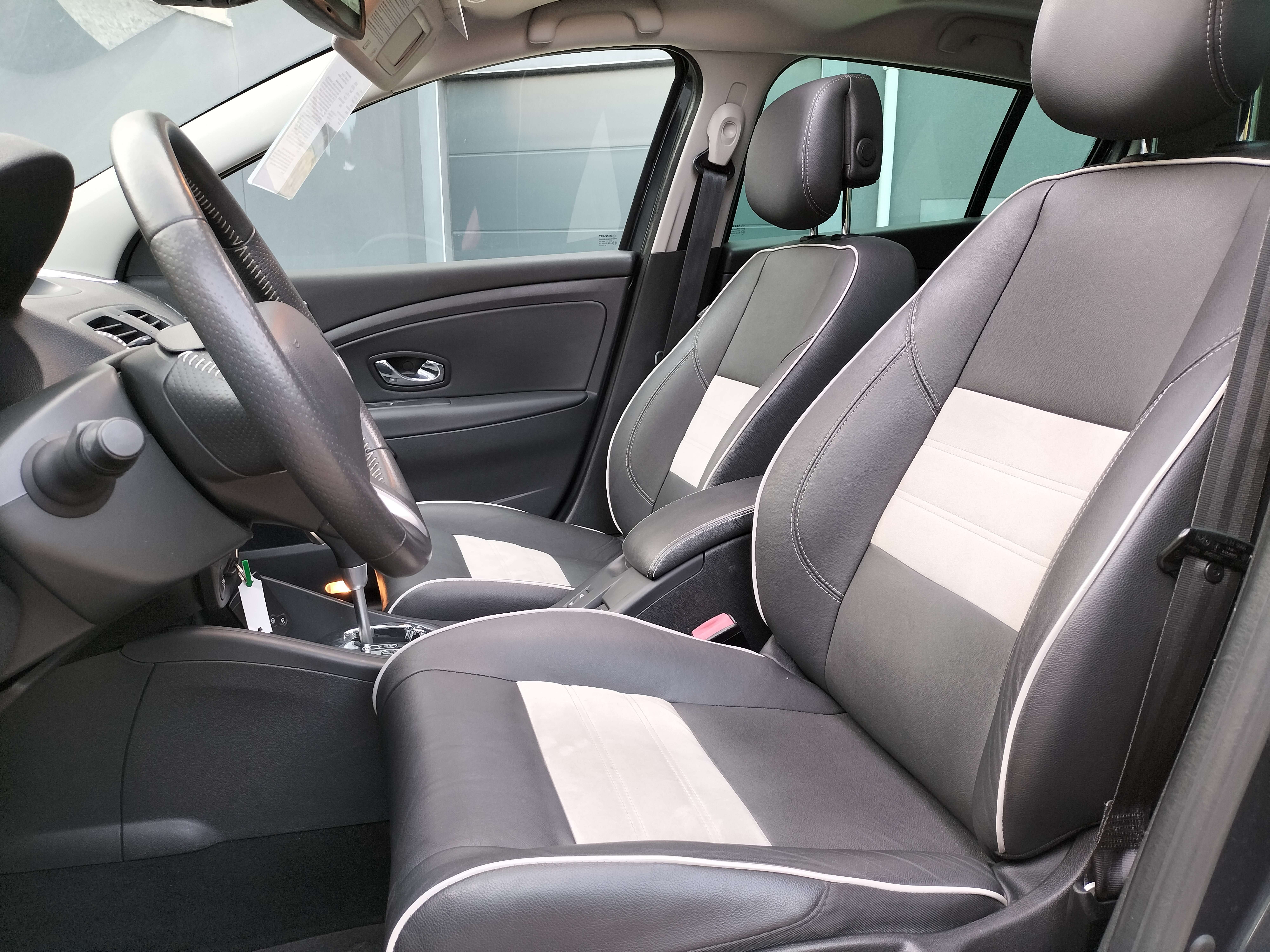 Renault Megane 1.5 dCi Privilege EDC - FAIBLE KM - GARANTIE 12M