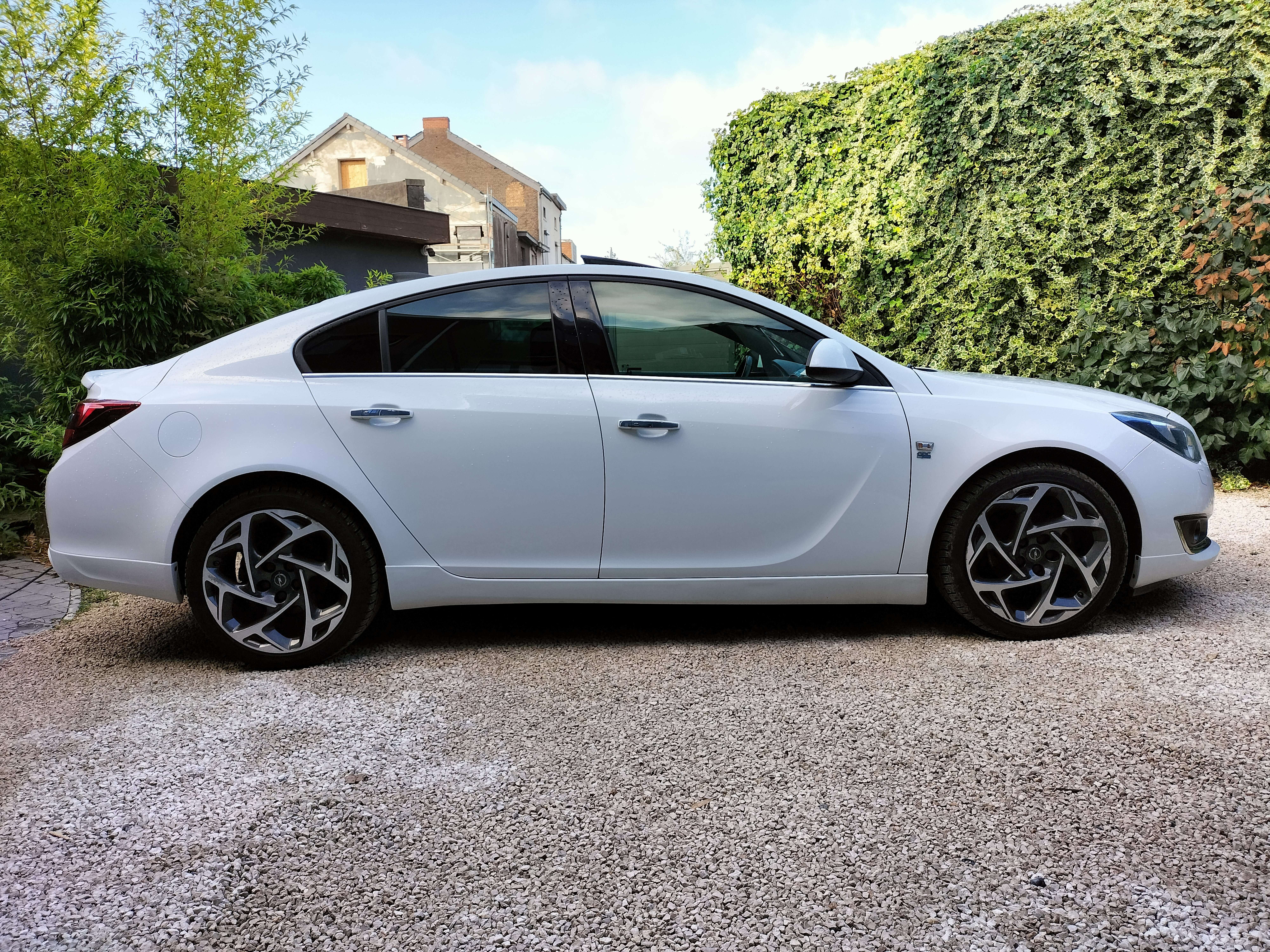 Opel Insignia 1.6 CDTi ECOTEC OPC Line - Garantie 12 MOIS