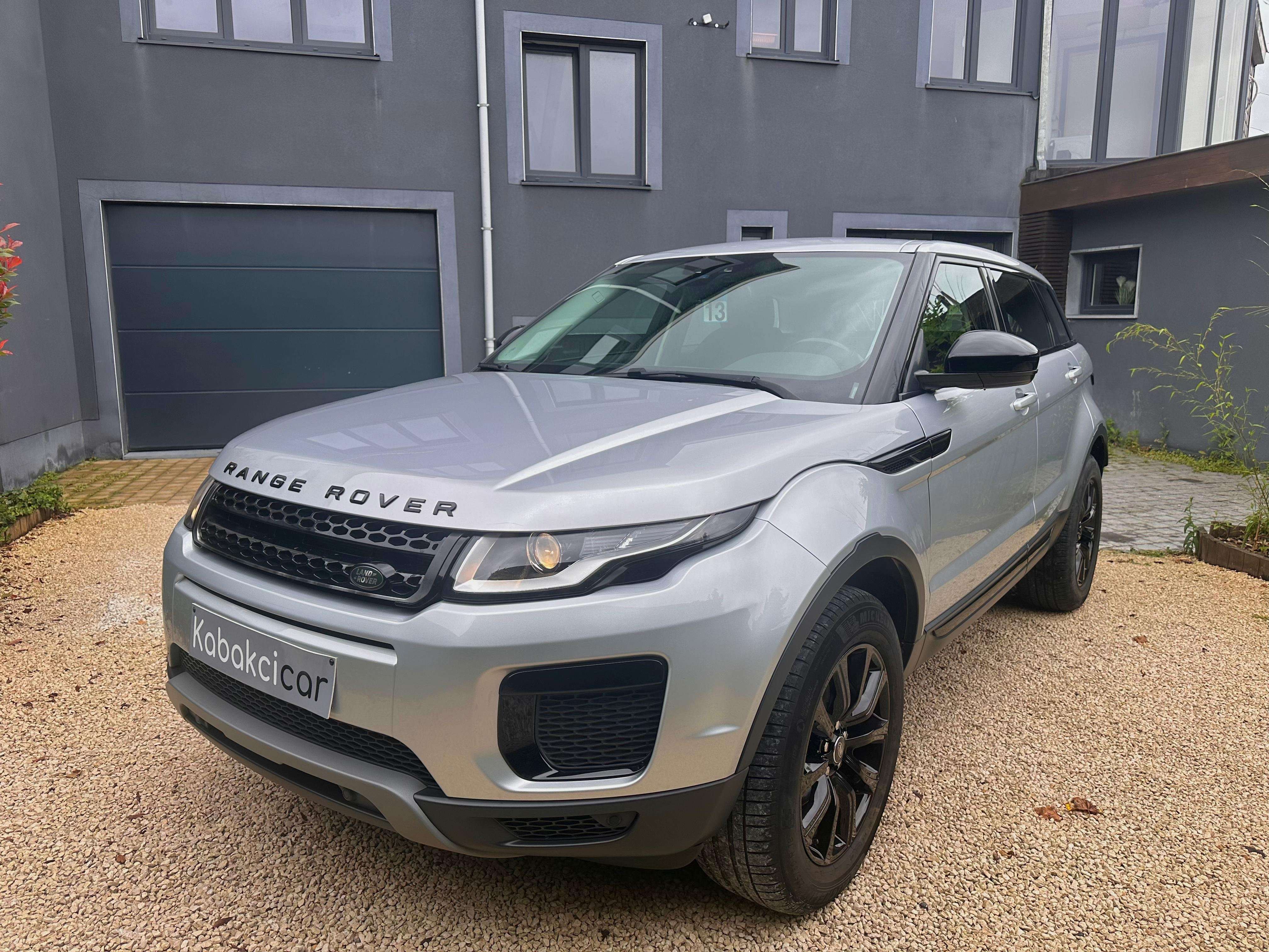 Land Rover Range Rover Evoque D150 - SUV Premium Accessible - Garantie 12 Mois avec Entretien Effectué - Disponible Rapidement Zone LEZ Ok