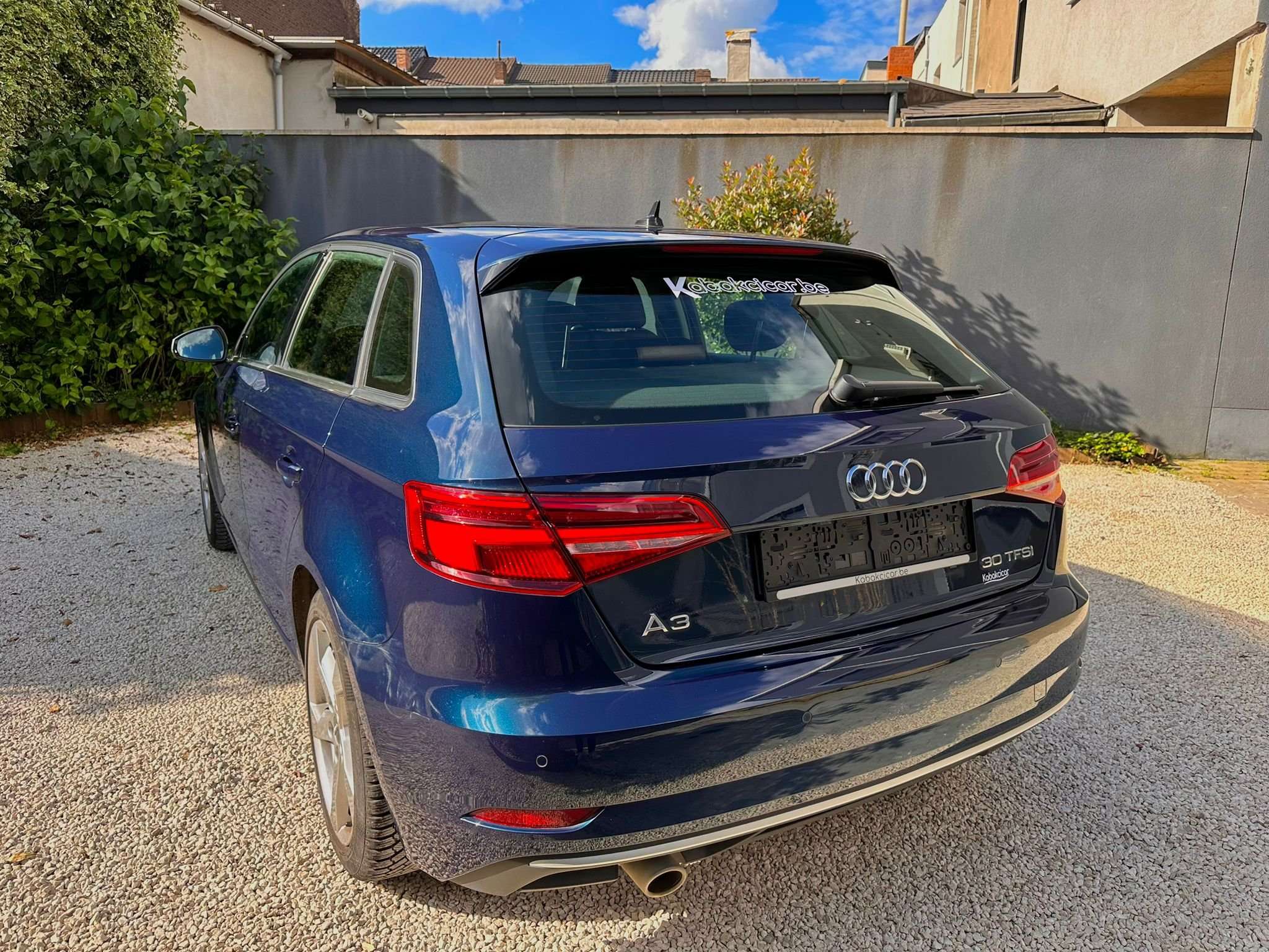 Audi A3 30 TFSI 116 - Faible KM avec TVA Récupérable - Garantie 12 Mois avec Entretien Effectué - Dispo Rapide - Zone LEZ Ok