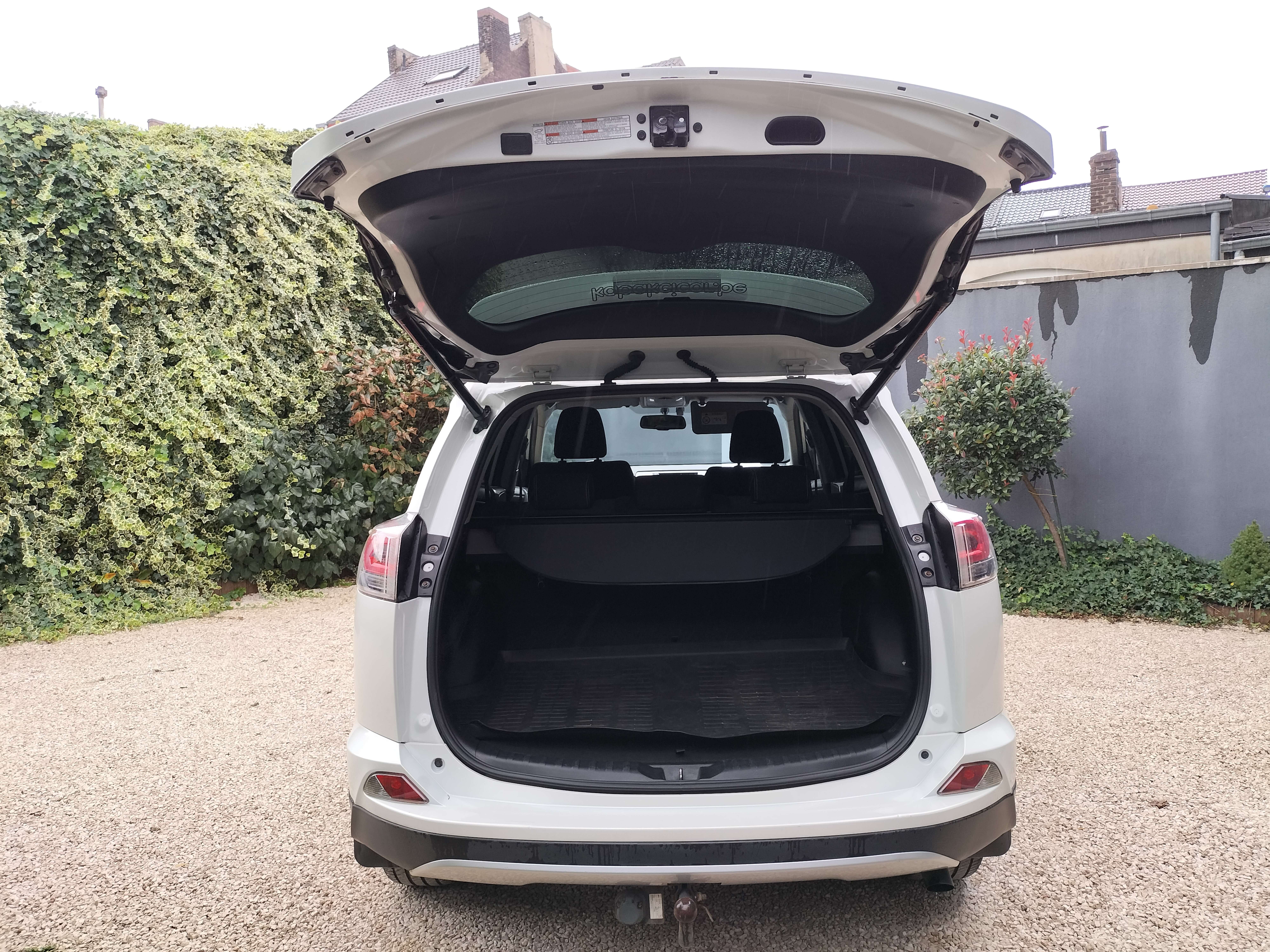 Toyota RAV 4 2.5i 2WD Hybrid - FULL CARNET - Garantie 12 MOIS