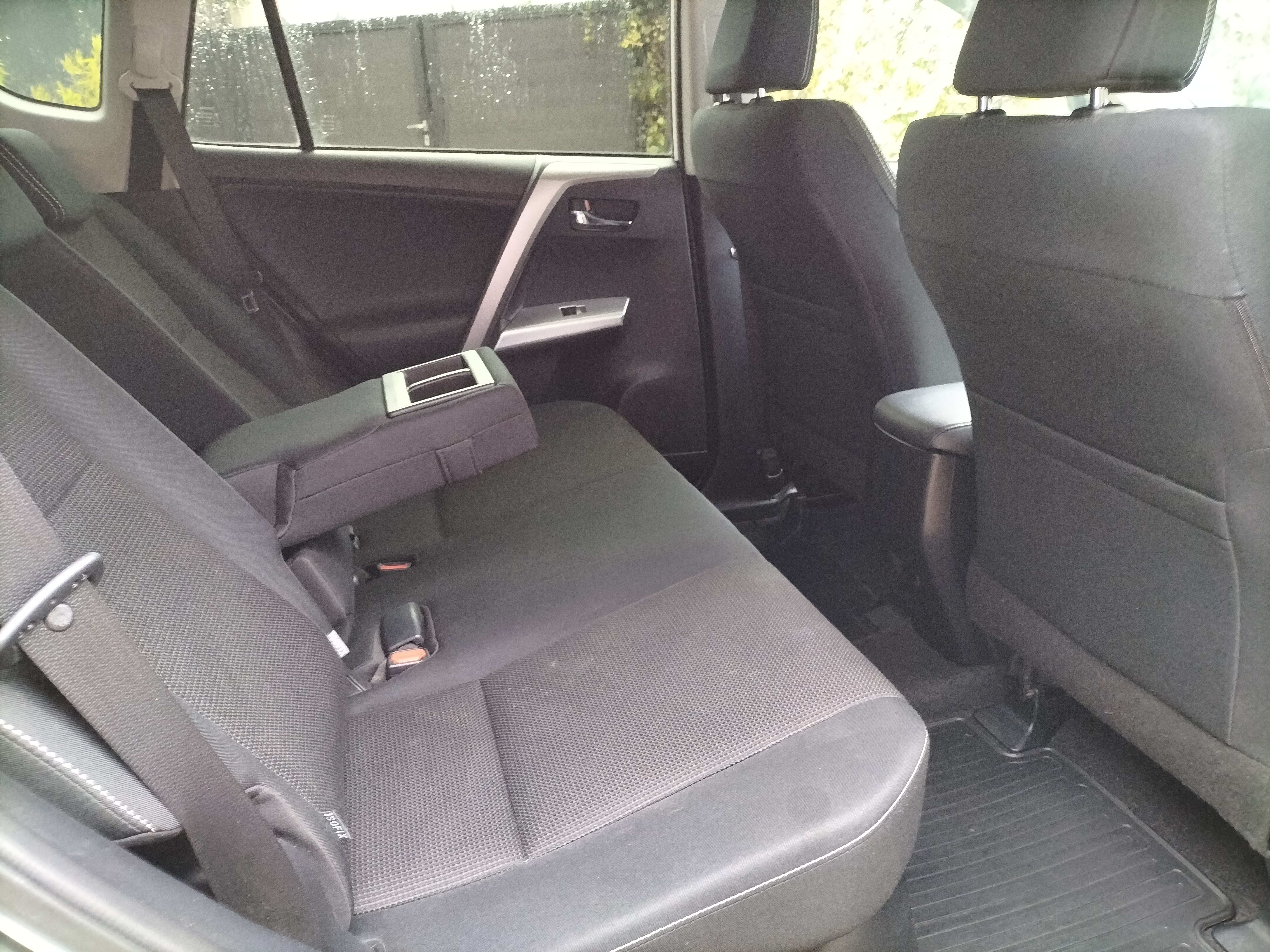 Toyota RAV 4 2.5i 2WD Hybrid - FULL CARNET - Garantie 12 MOIS