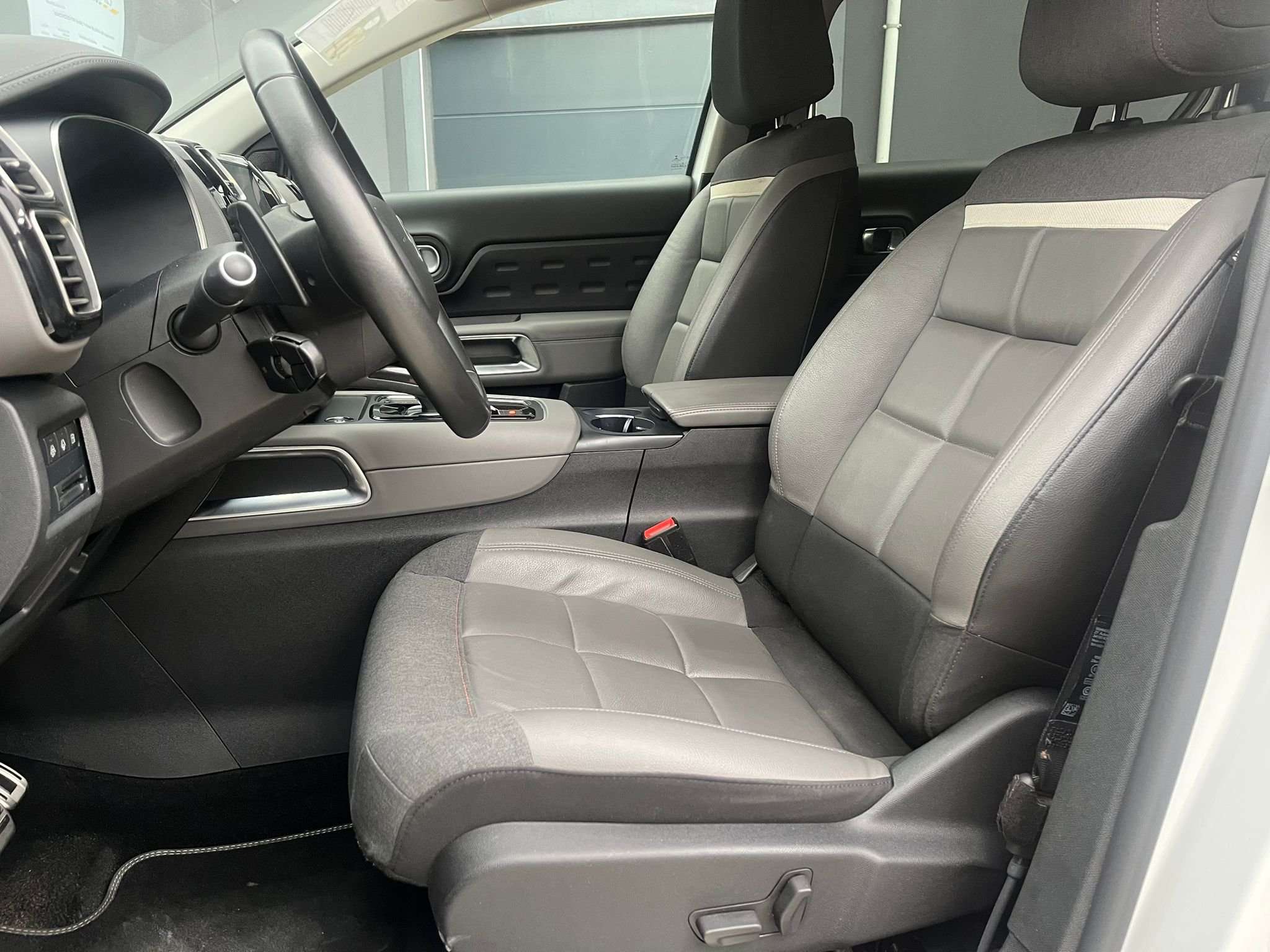 Citroen C5 Aircross 1.6 PHEV Lounge S - FAIBLE KM - GARANTIE 12 MOIS