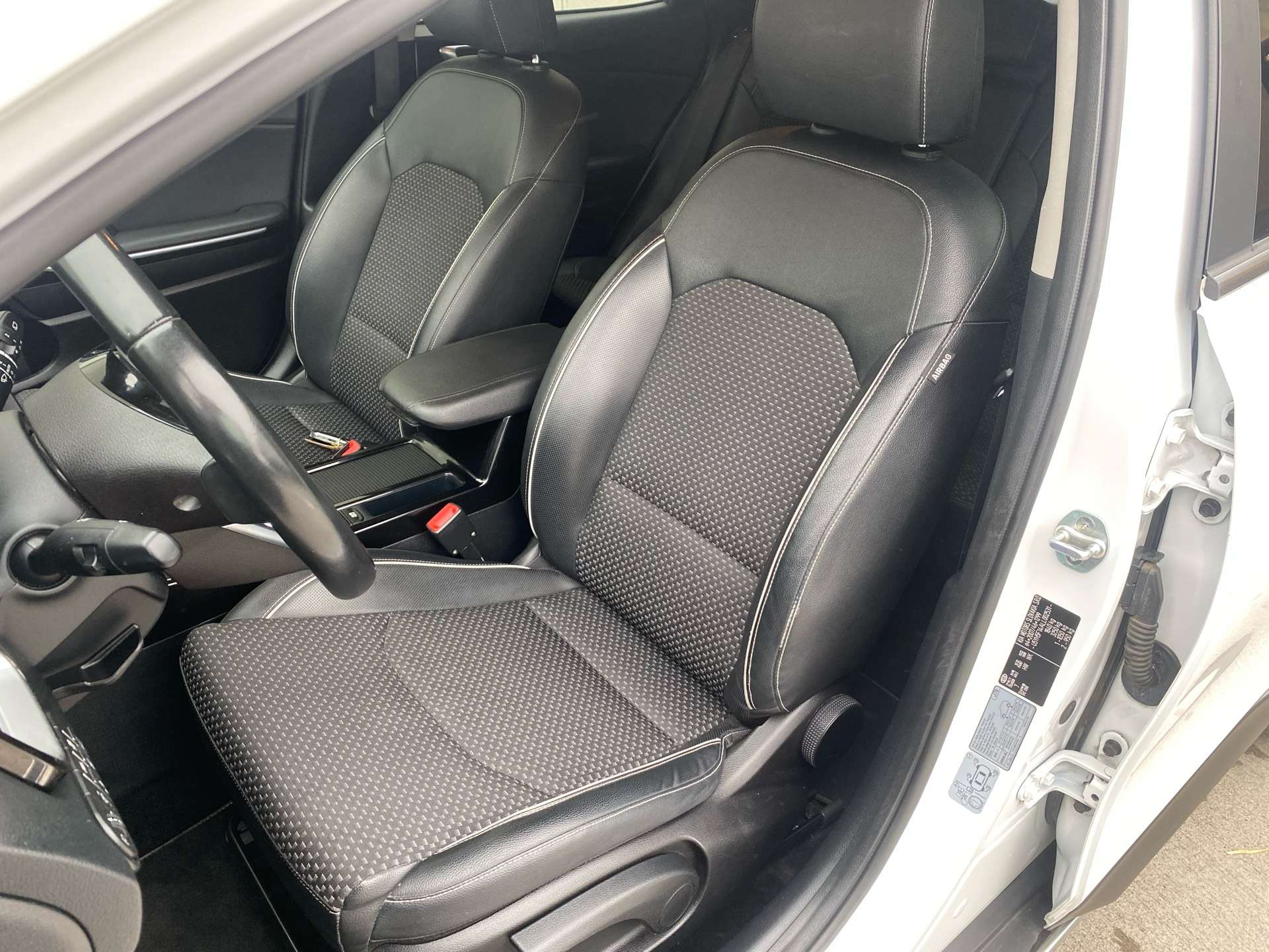 Kia XCeed 1.4 T-GDi Sense ISG CUIR/GPS/CAMERA/LINE ASSIT/LED