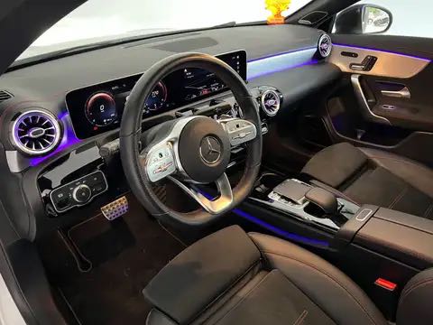 Mercedes-Benz Cla 200 d * LOOK 45 S * PREMIUM + * PANO * ECL AMB * SONO