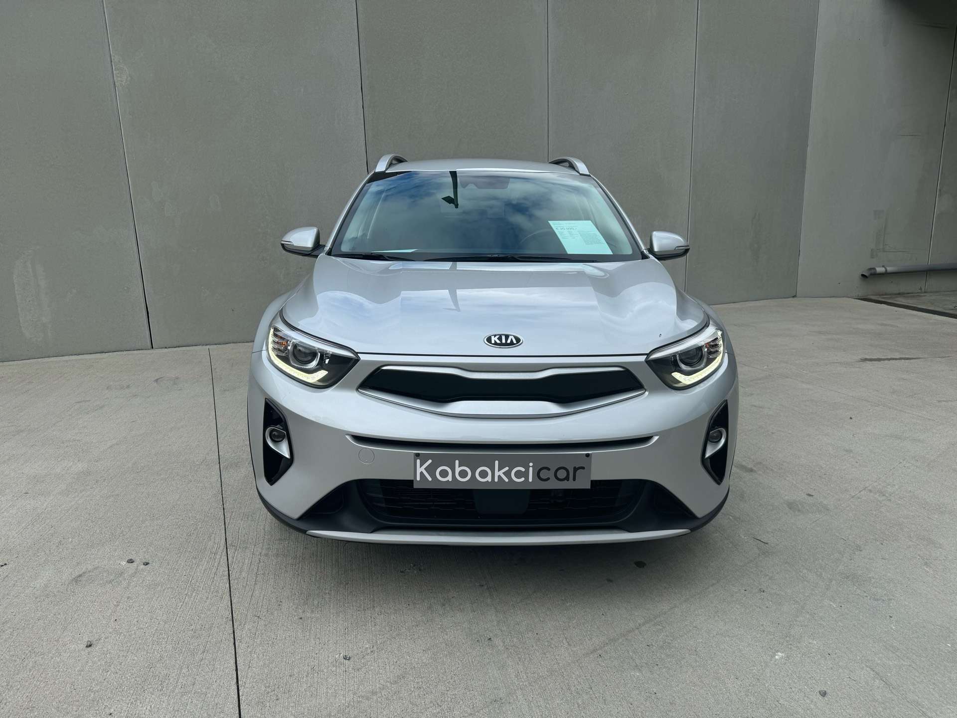 Kia Stonic 1.0 AUTO/CAMERA/GPS/CAR PLAY/CRUISE/ATTELAGE