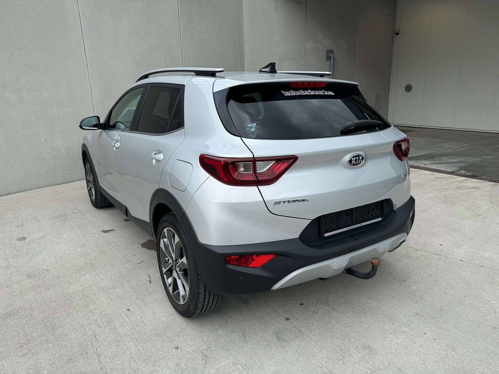Kia Stonic 1.0 AUTO/CAMERA/GPS/CAR PLAY/CRUISE/ATTELAGE