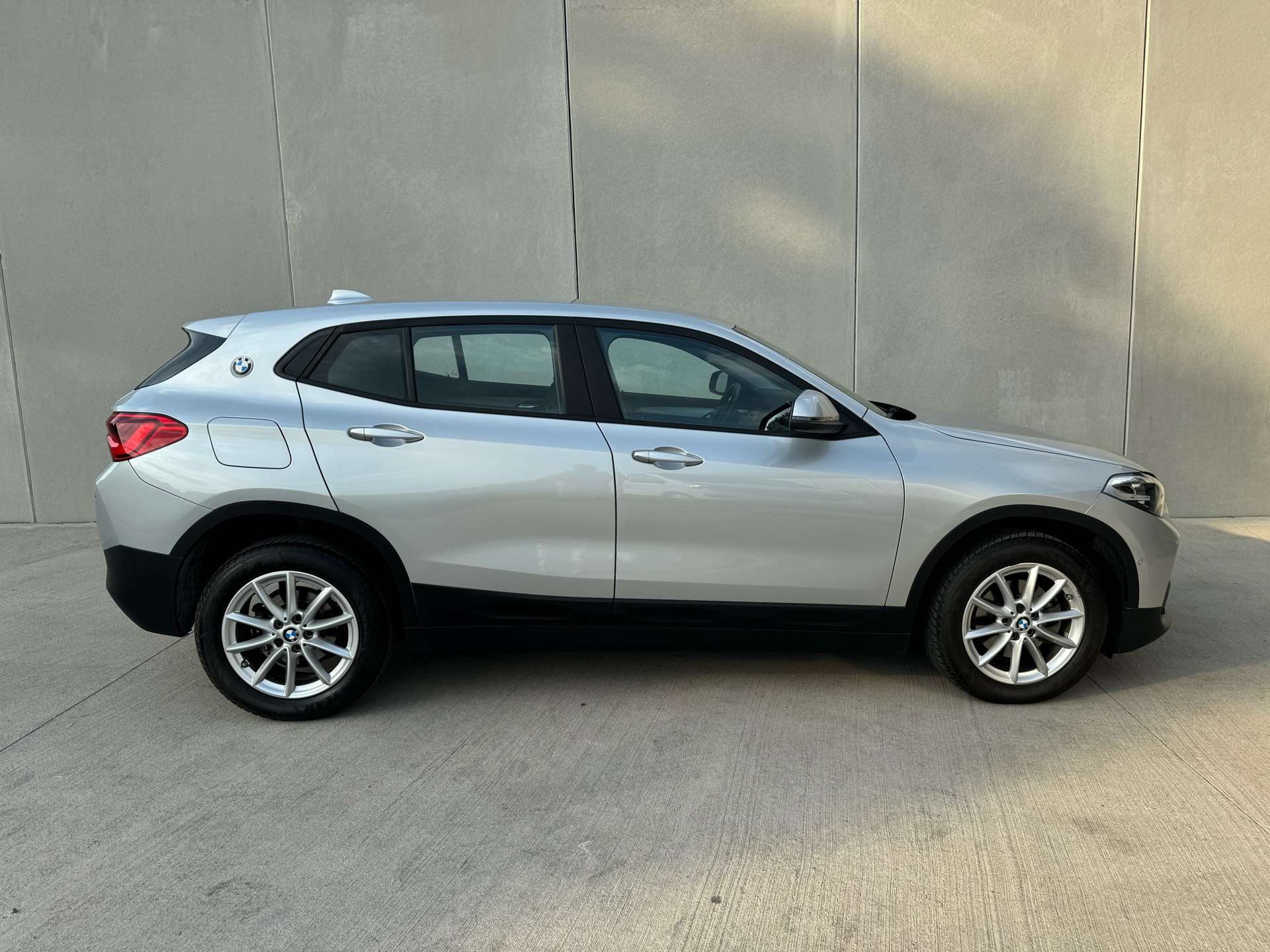 BMW X2 1.5i sDrive18 AUTO/GPS/PDC AV ARR GARANTIE 12 MOIS