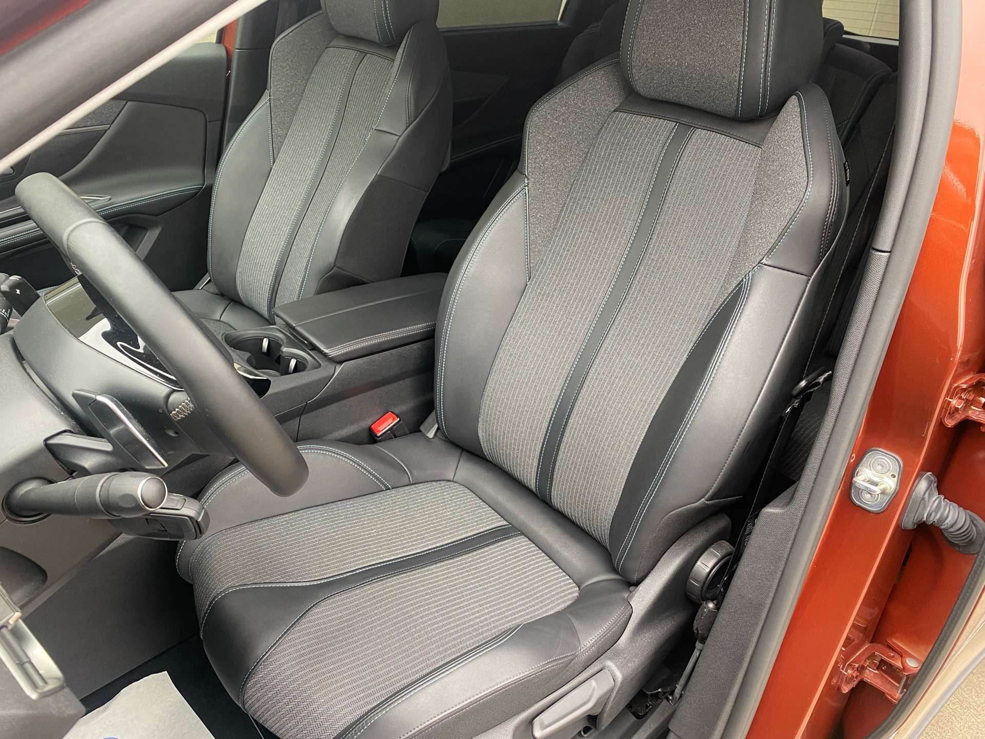 Peugeot 5008 1.5 BlueHDi ALLURE 7 PLACES/GPS/CAMERA/LINE ASSIST