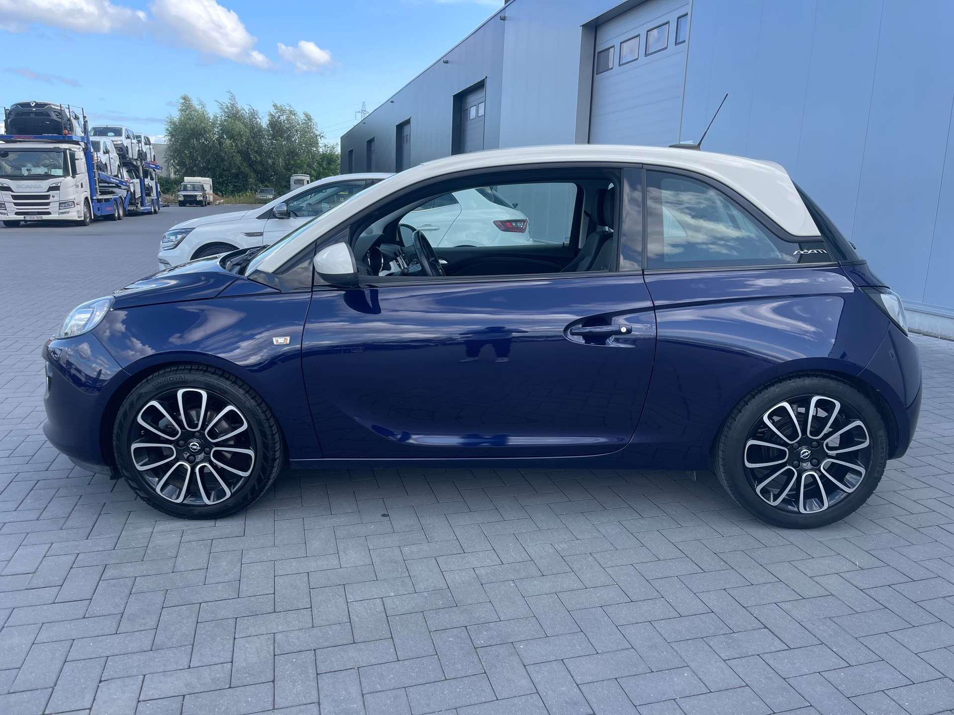 Opel Adam 1.2i Black Jack (EU6.2)/GPS/ANDROID//APPLECAR-PLAY