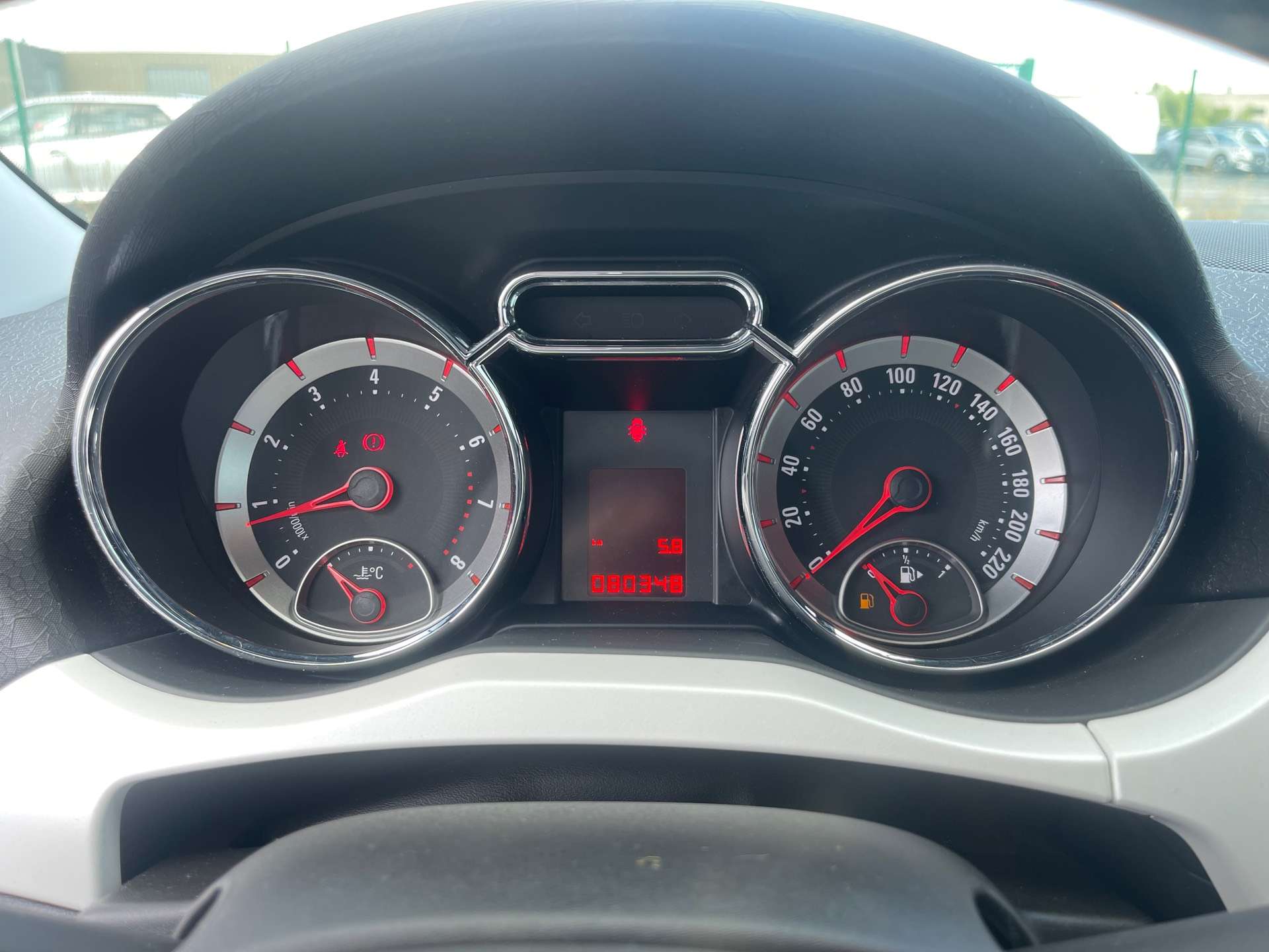 Opel Adam 1.2i Black Jack (EU6.2)/GPS/ANDROID//APPLECAR-PLAY