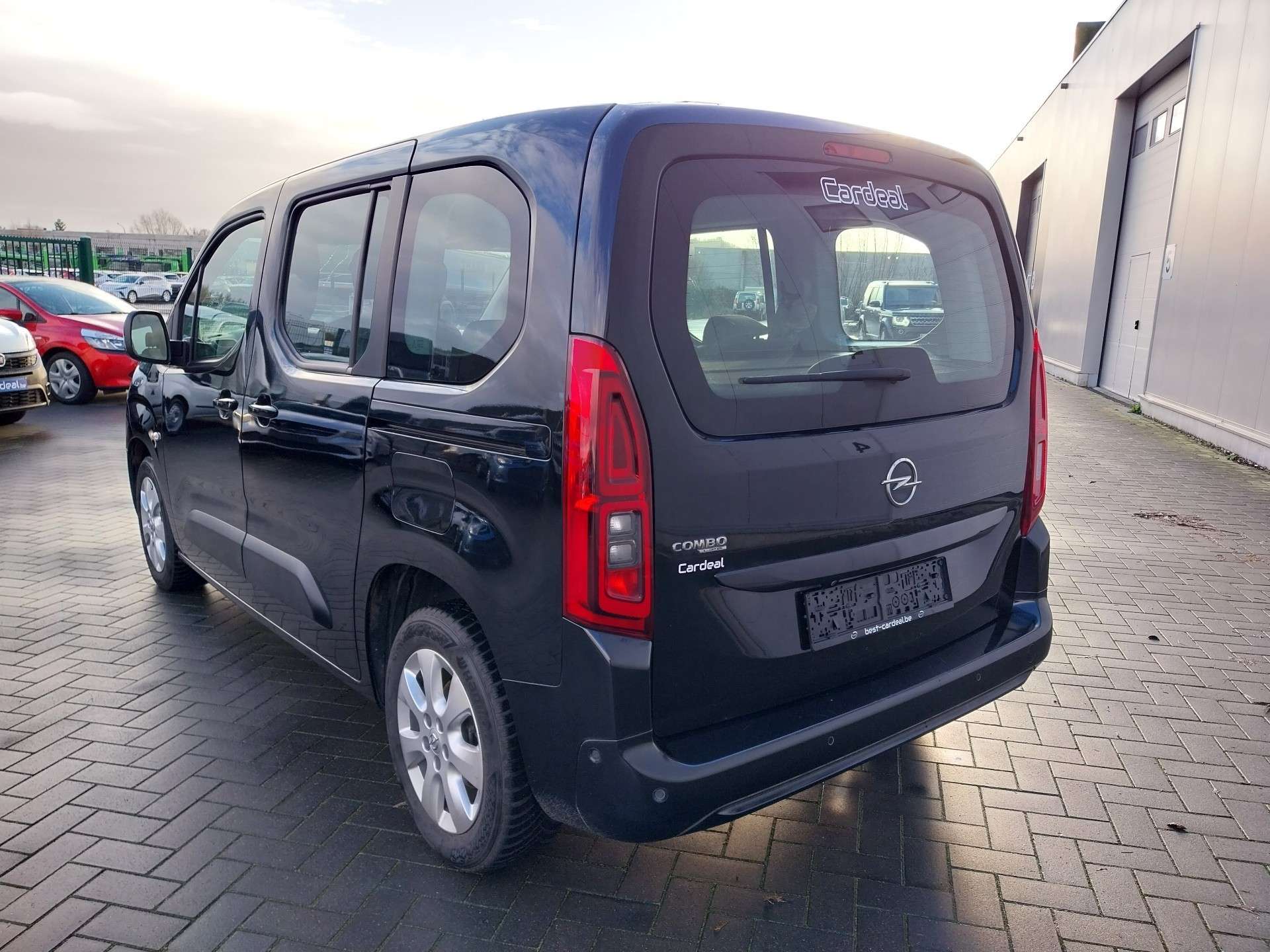 Opel Combo Life 1.2 T  Edition Plus //GPS//CAMERA//ANDROID AUTO//