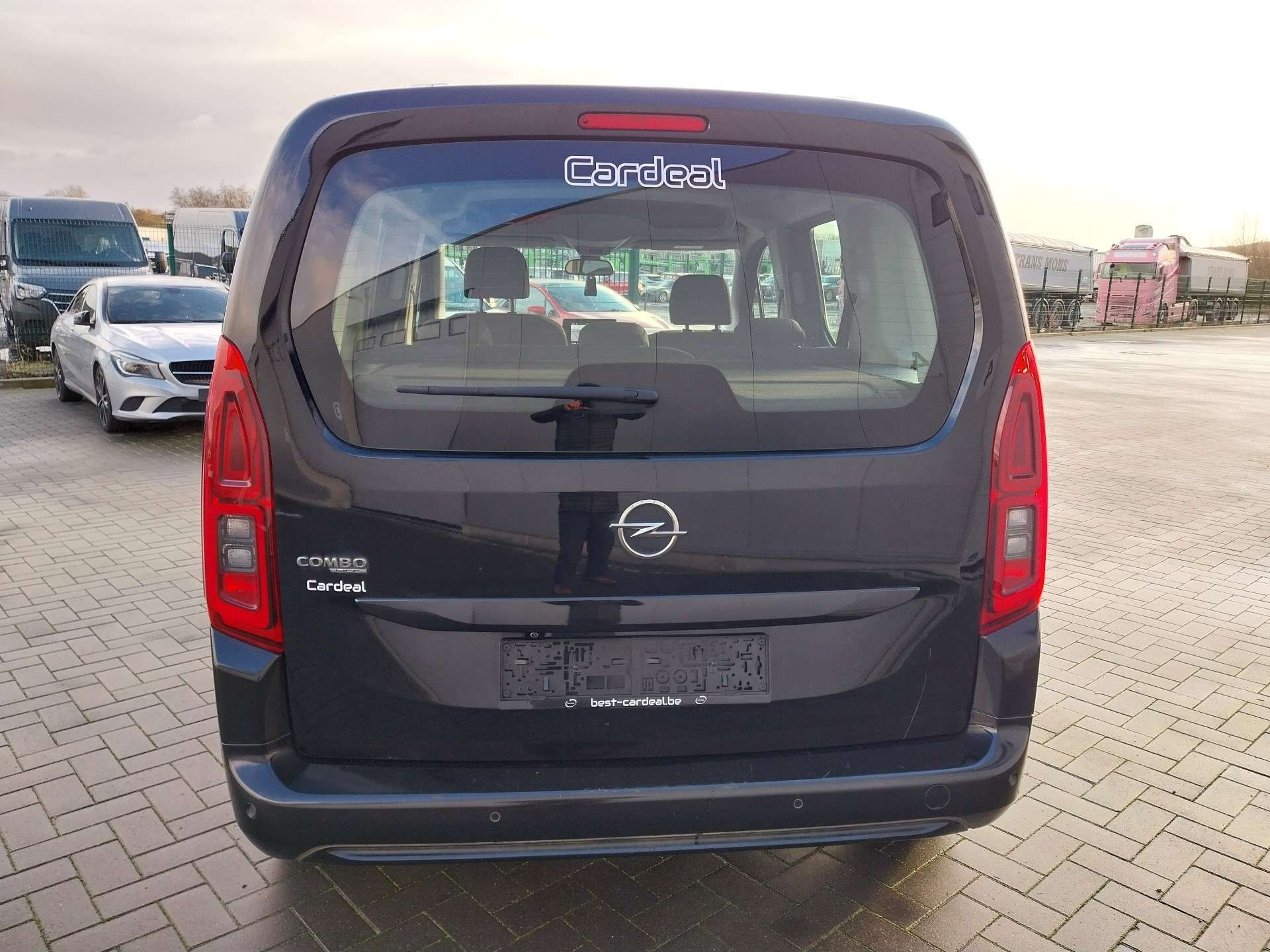 Opel Combo Life 1.2 T  Edition Plus //GPS//CAMERA//ANDROID AUTO//