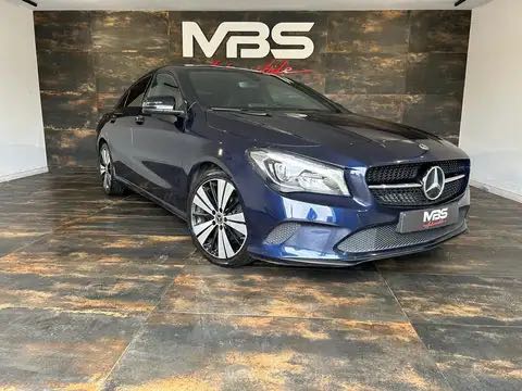 Mercedes-Benz Cla 180 */* LOOK AMG + SEMI CUIR+GPS+PHARE LED */*
