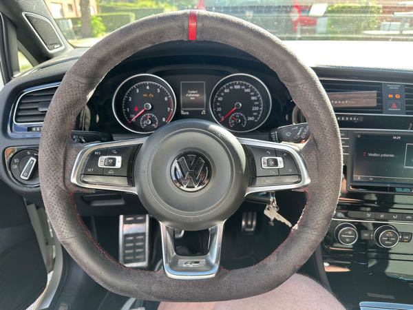 Volkswagen Golf VII 1.4 TSI 122 BLUEMOTION TECHNOLOGY CARAT 3P