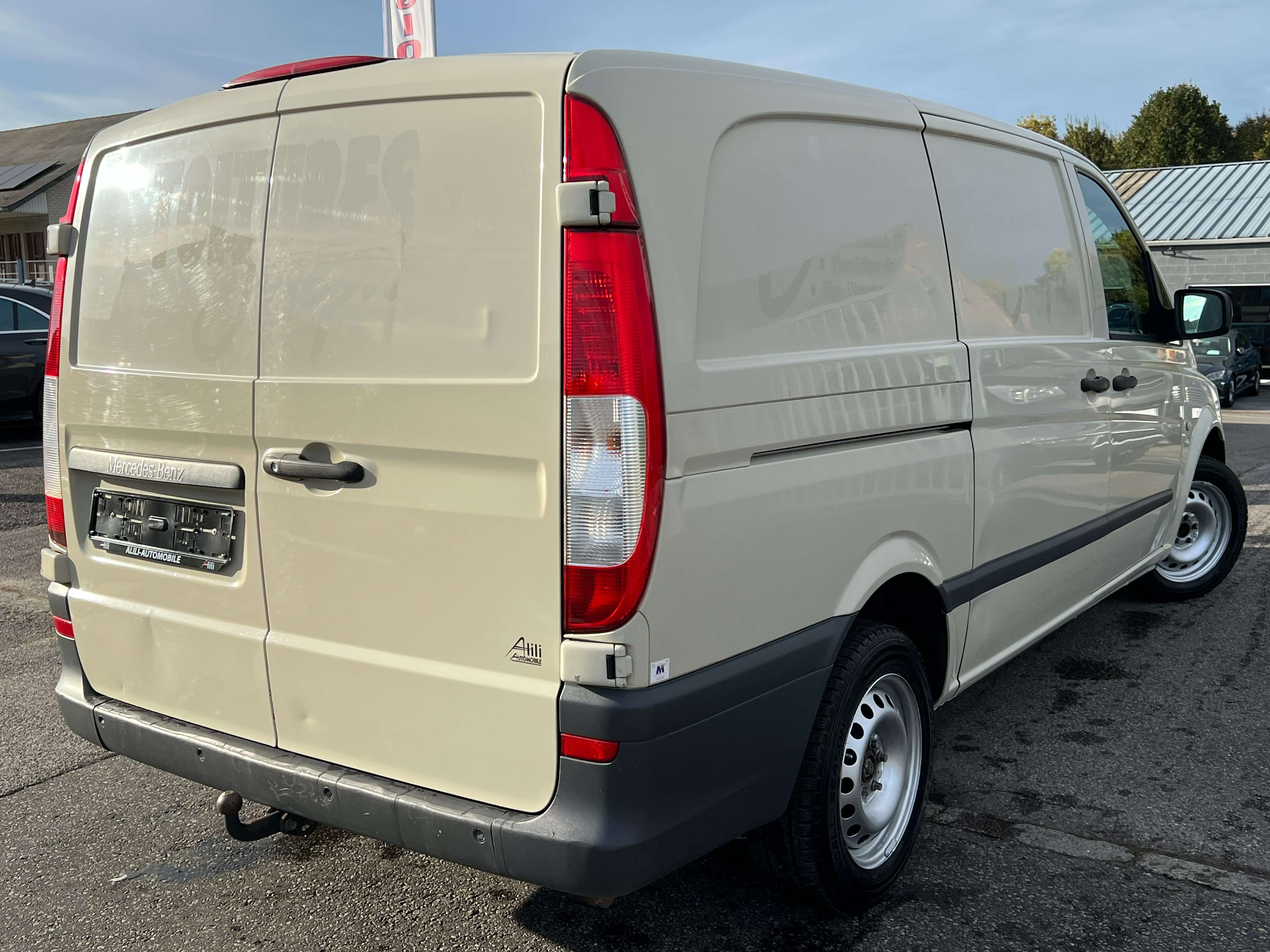Mercedes-Benz Vito *114*Tva Déductible*Boite-Auto*3 Places*Airco*