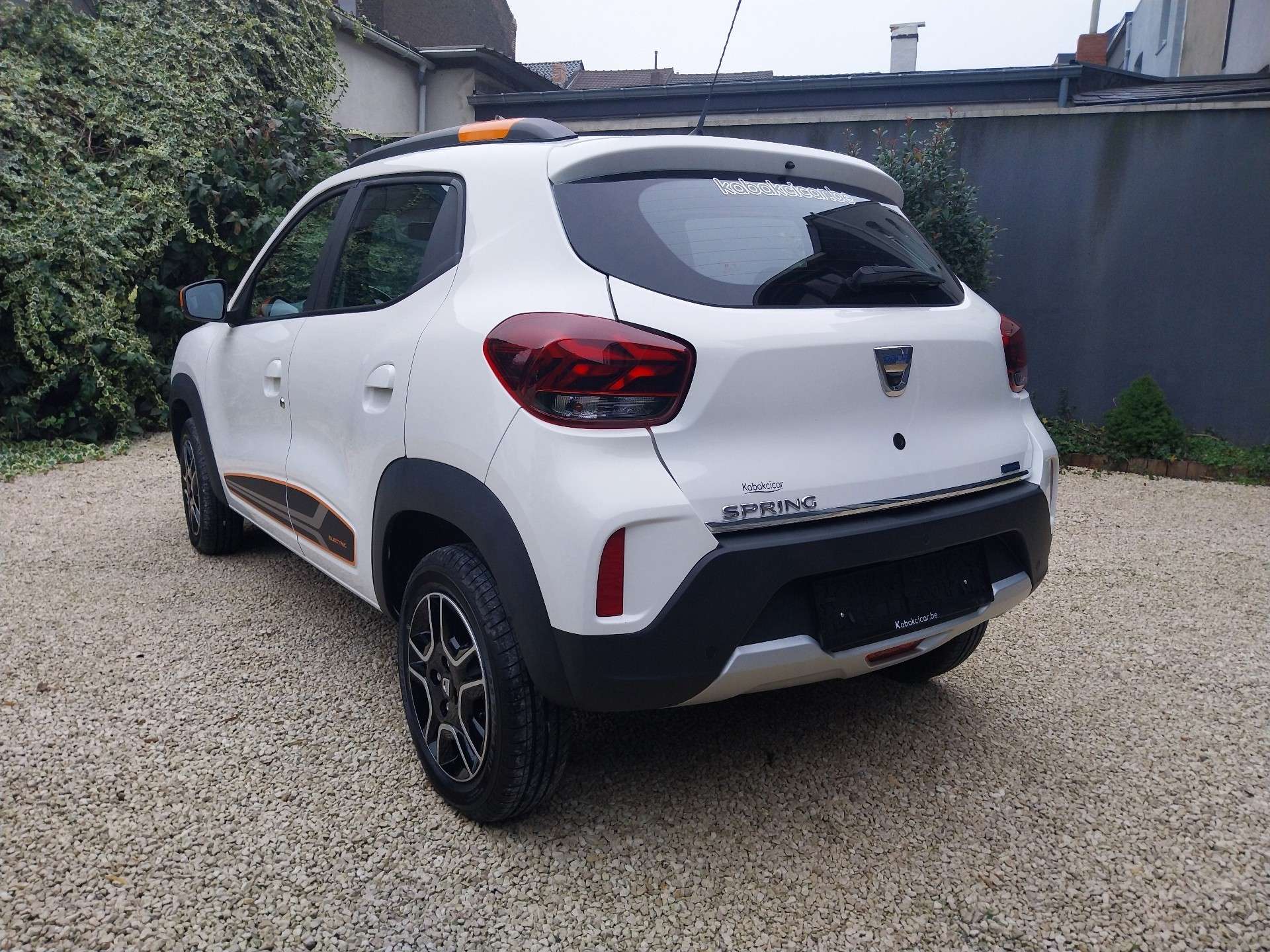 Dacia Spring 27.4 kWh - Citadine Electrique et Economique Faible Kilométrage - Garantie 12 Mois - Idéal Zone LEZ et Ville