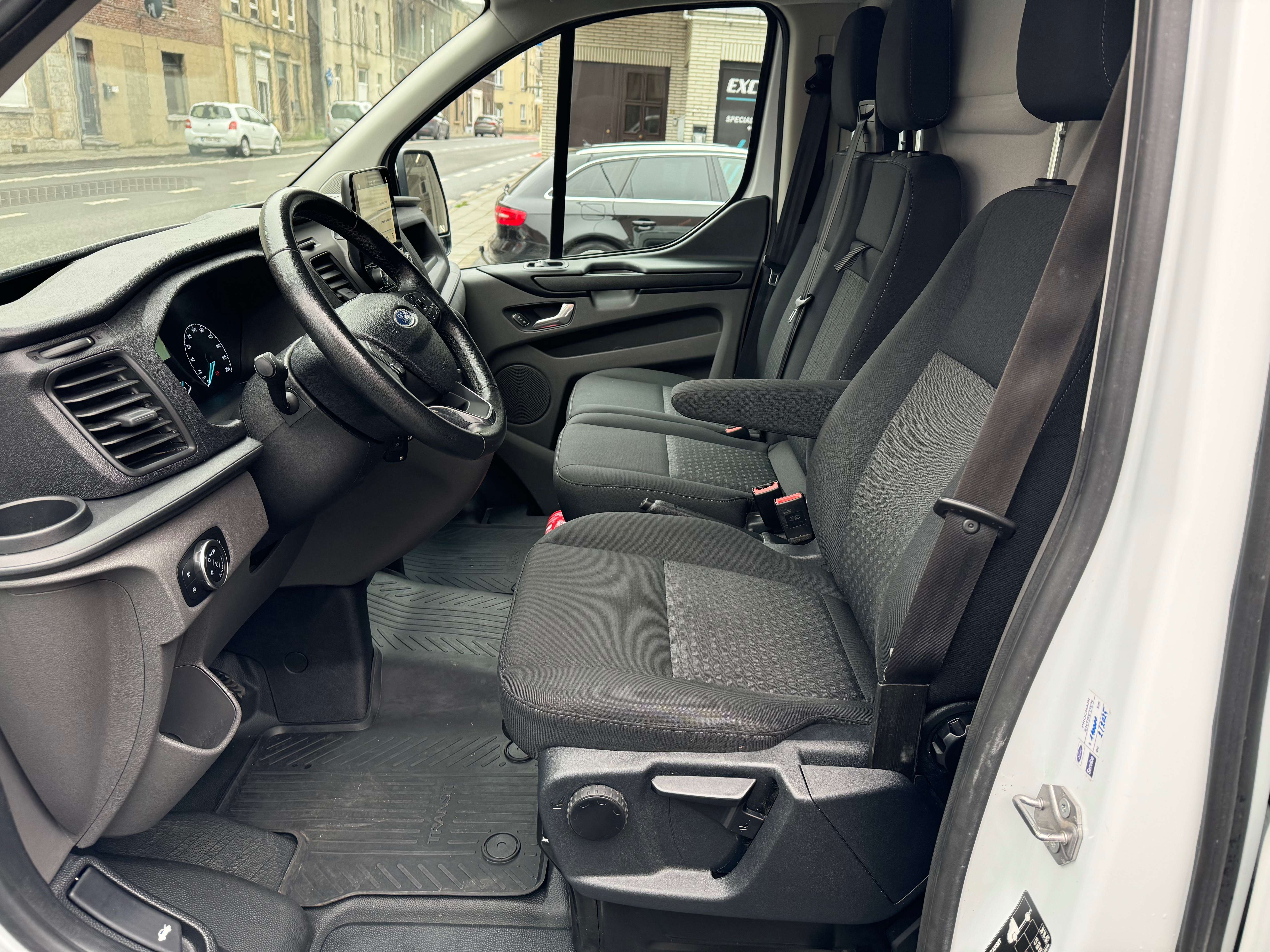 Ford Transit Custom 2.OTdci 3pl Airco Led Gps Camera Cruise Carnet