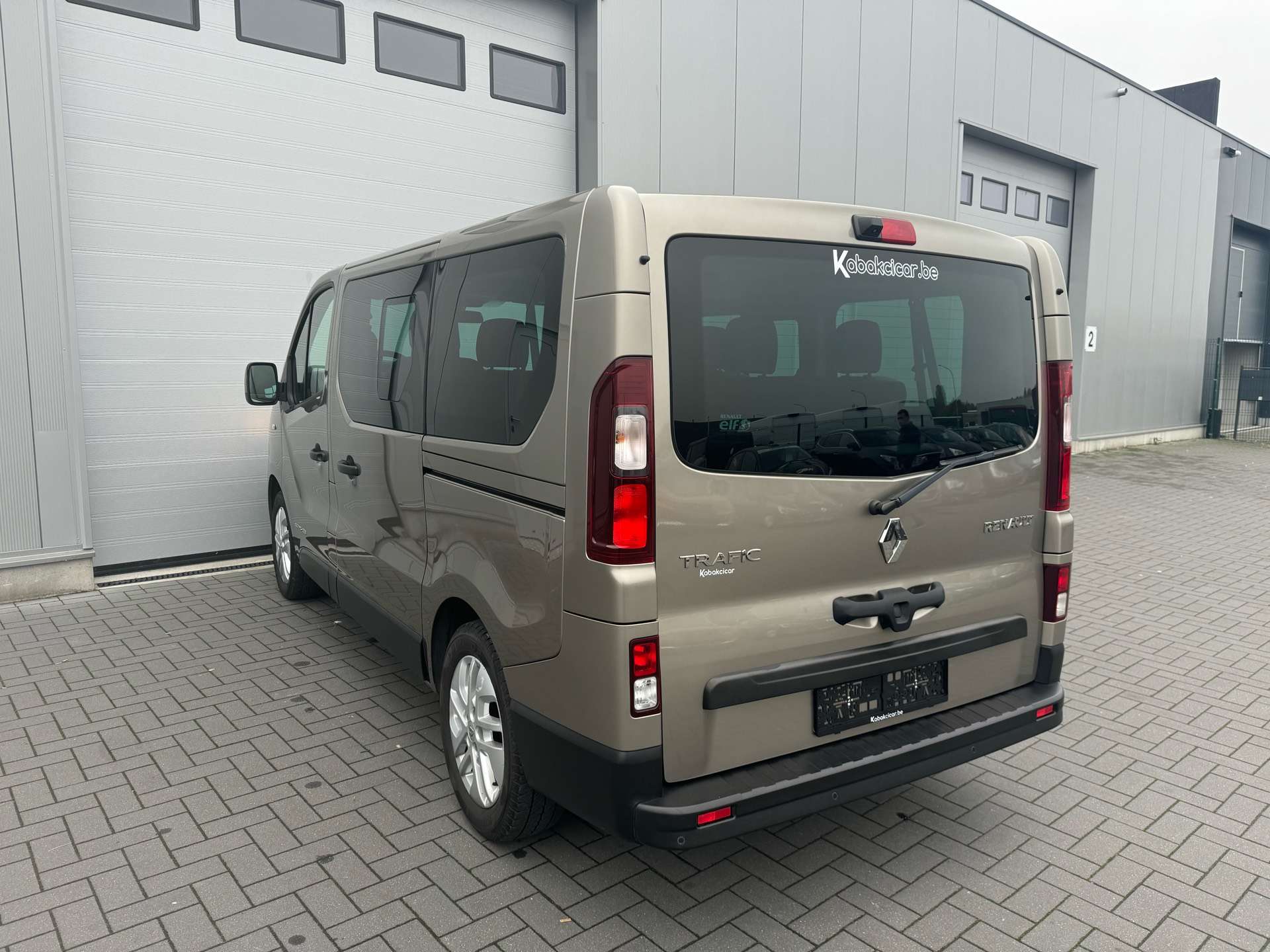Renault Trafic Passenger 1.6 dCi Energy Twin Turbo Luxe /8 PLACES