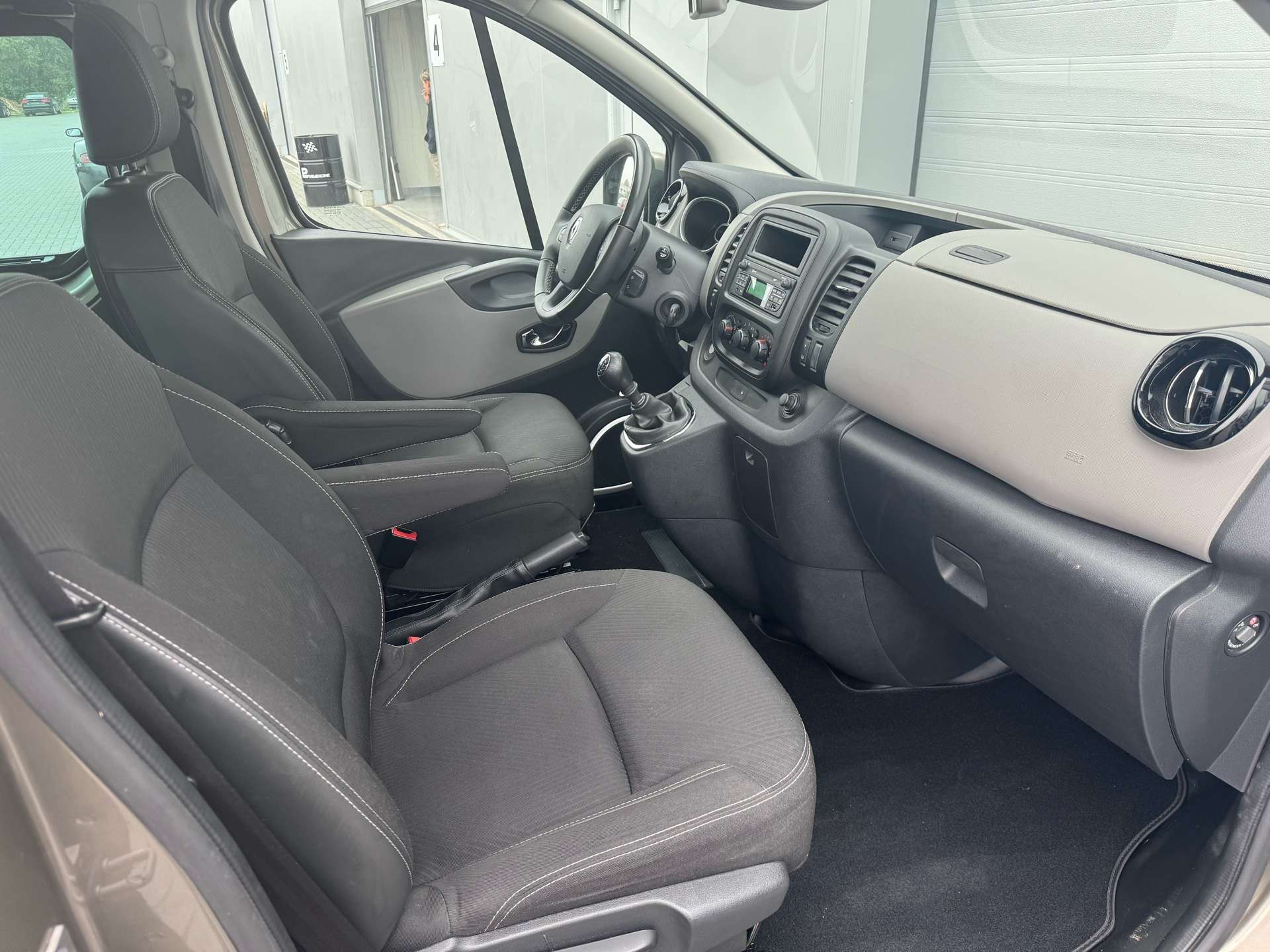 Renault Trafic Passenger 1.6 dCi Energy Twin Turbo Luxe /8 PLACES