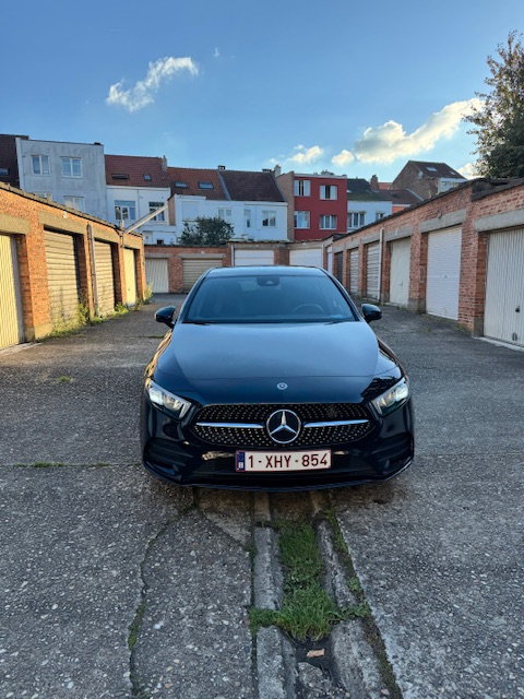 Mercedes-Benz Classe A IV BERLINE 180 AMG LINE 7G-DCT