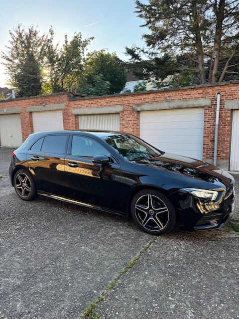 Mercedes-Benz Classe A IV BERLINE 180 AMG LINE 7G-DCT