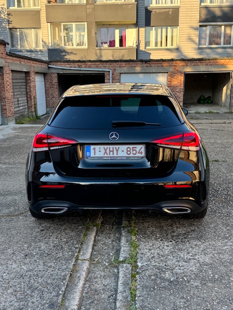 Mercedes-Benz Classe A IV BERLINE 180 AMG LINE 7G-DCT