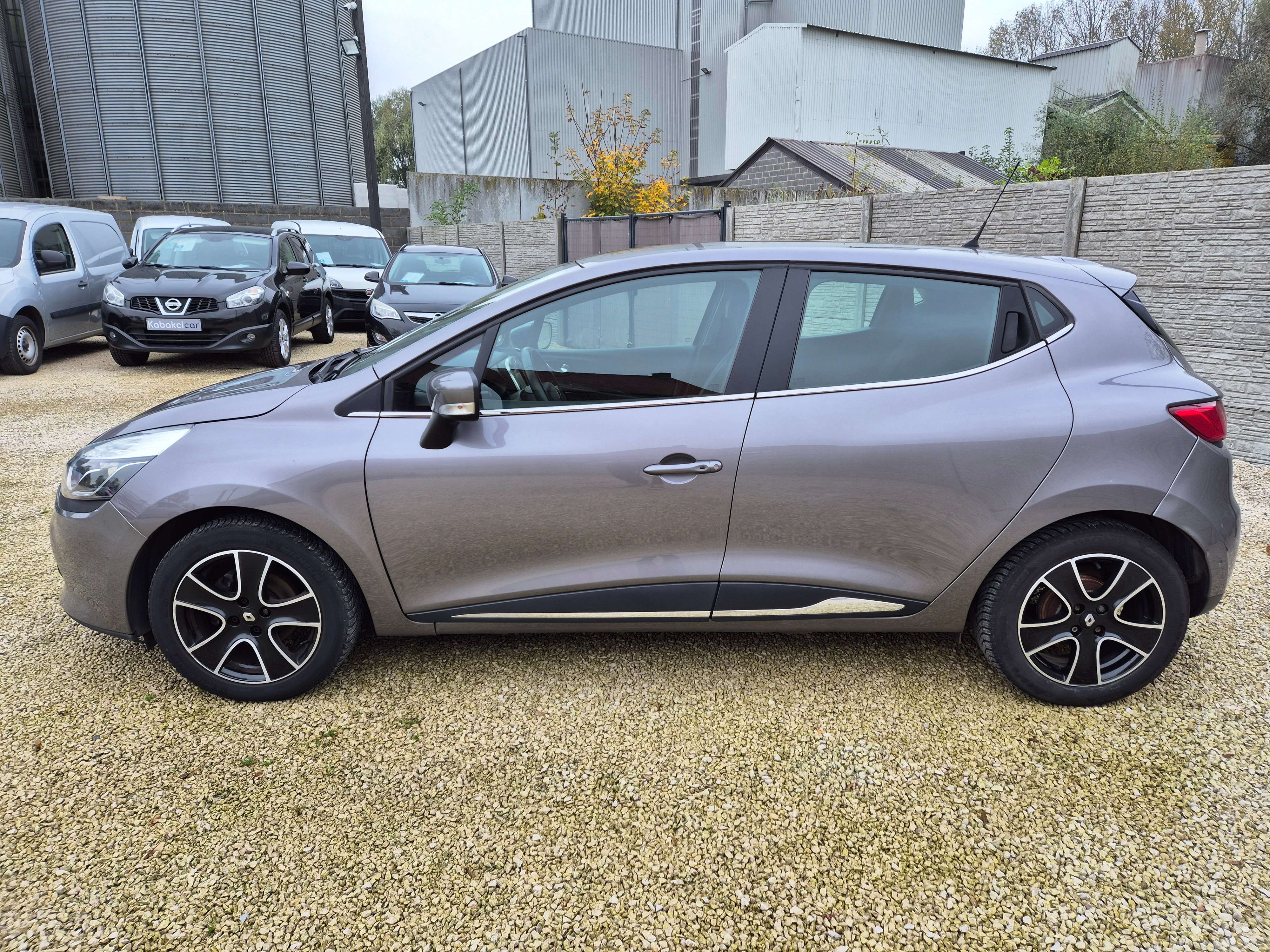Renault Clio 0.9 TCe Community//CARNET//GPS//CLIM//GARANTIE