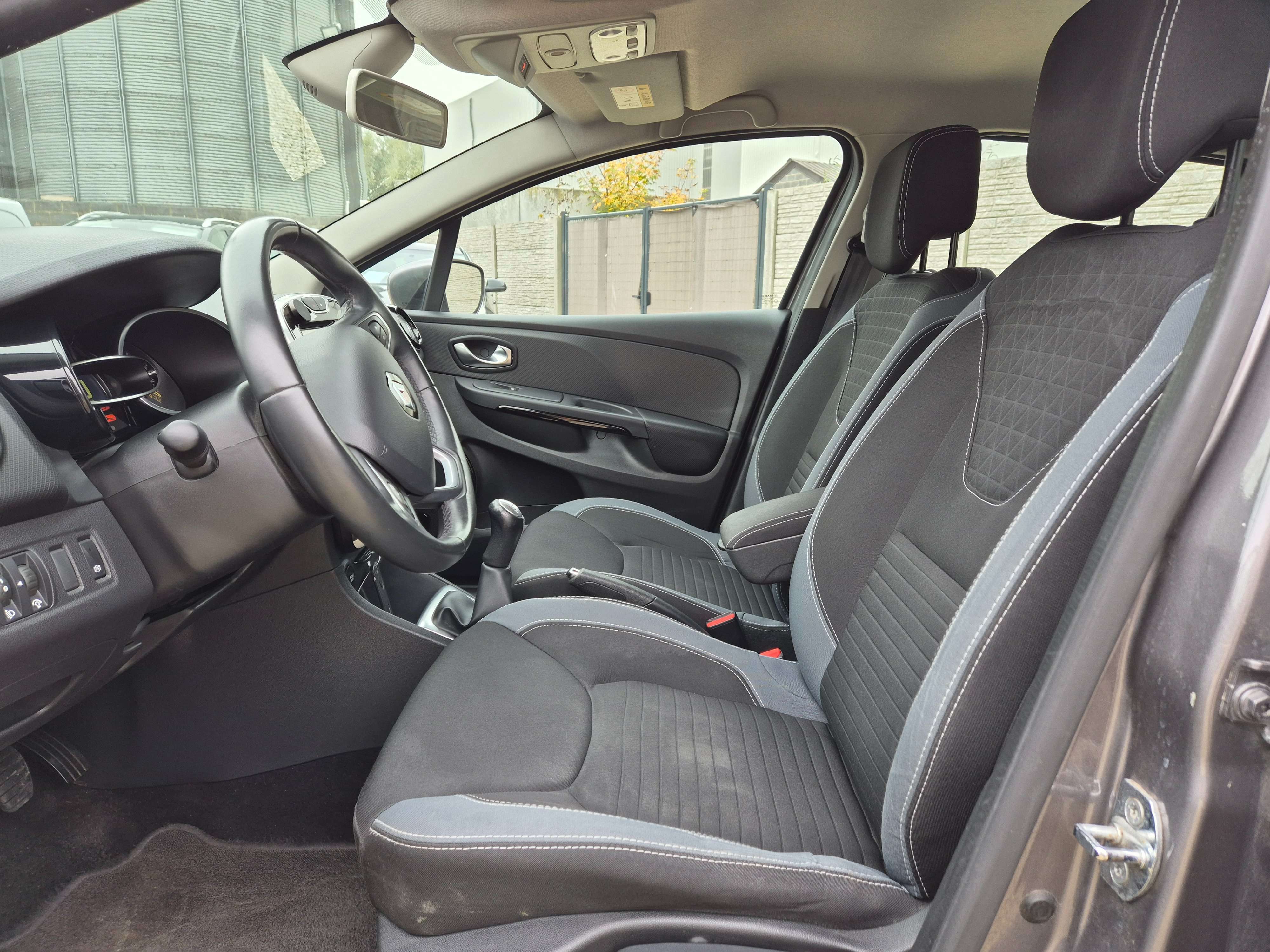 Renault Clio 0.9 TCe Community//CARNET//GPS//CLIM//GARANTIE