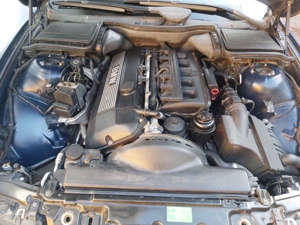 Bmw Serie 5 (E39) TOURING 520I 170 PACK