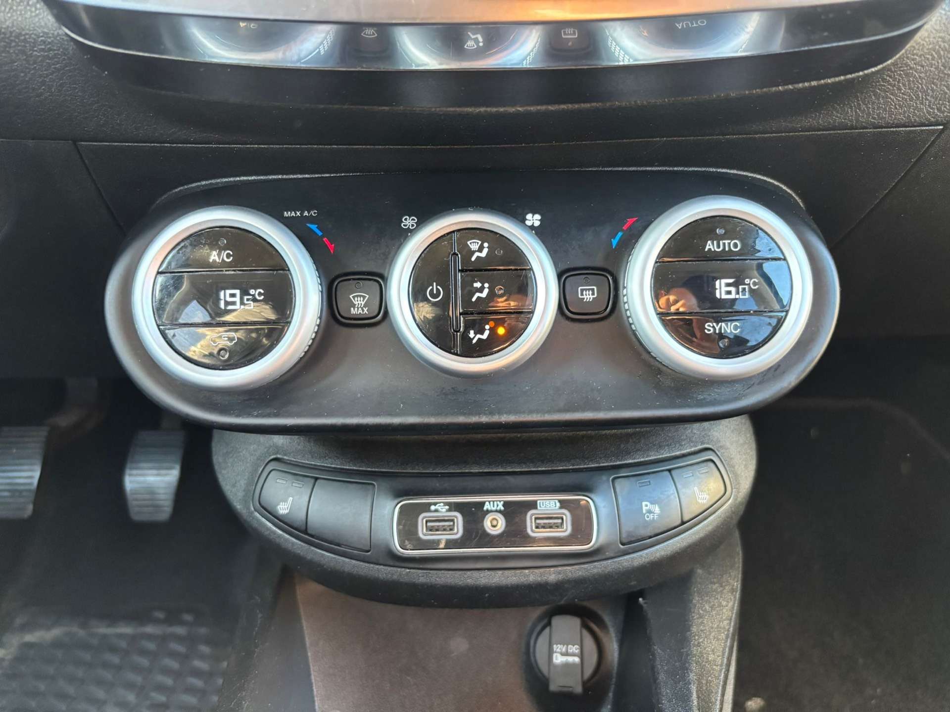 Fiat 500X 1.6 Multijet Lounge / CLIM / GPS/ GARANTIE 12 MOIS