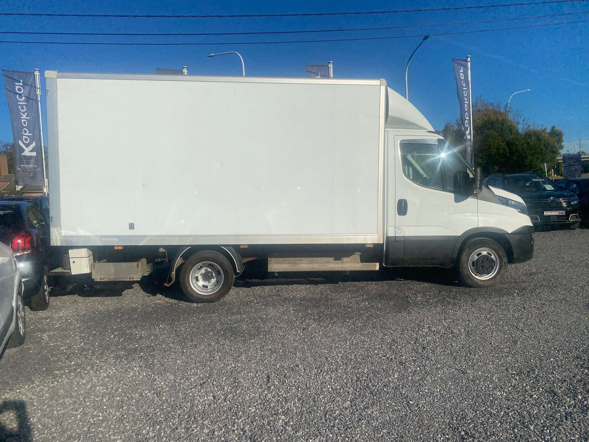 Iveco Daily 35-c14/100KW/136 CH/ CHASSIS LONG/CLIMATISATION!!!