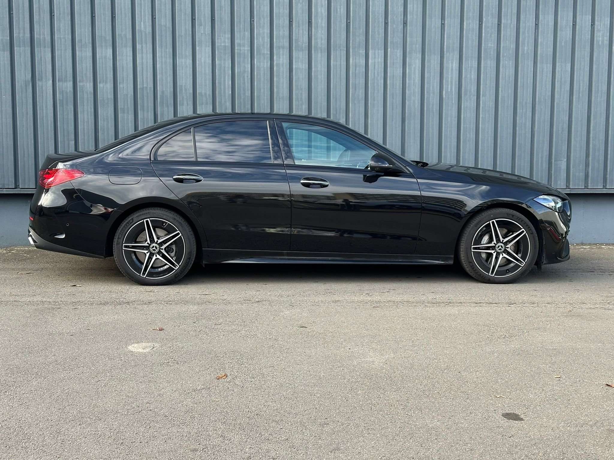 Mercedes-Benz C 300 de PHEV AMG Line (230 kW)