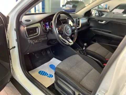 Kia Stonic 1.2i etat neuf a voir ✅✅✅