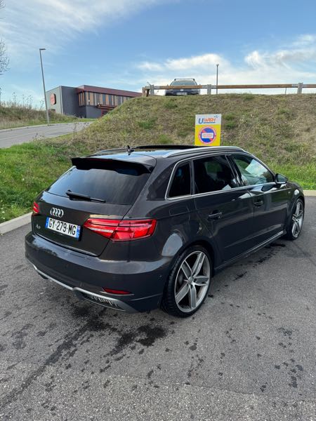 Audi A3 Audi A3 Sportback 2.0 TDI S-Tronic 6 3x S-Sline