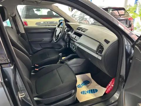 Skoda Fabia III (2) 1.0 MPI 60 3CV BUSINESS