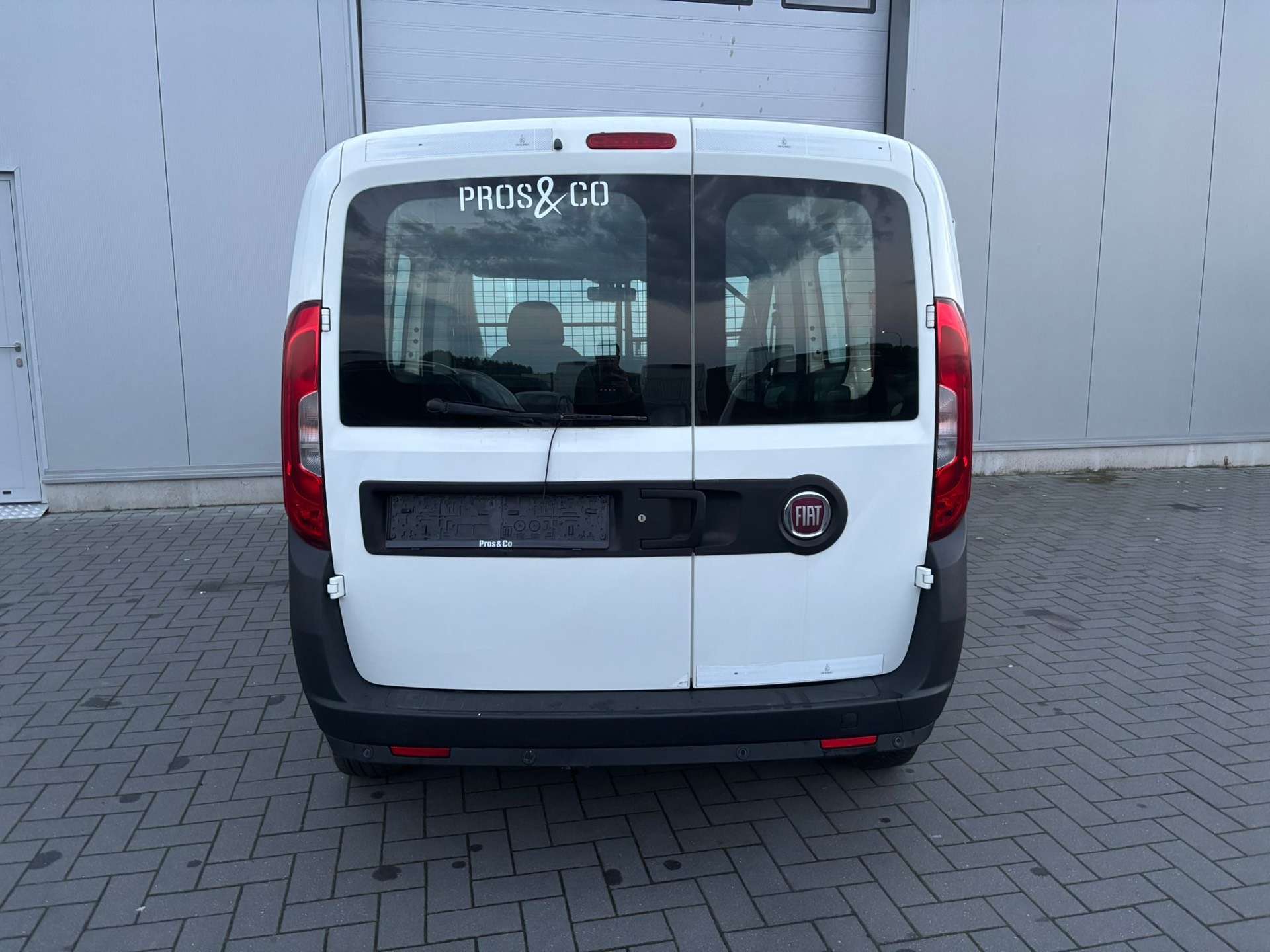 Fiat Doblo 1 ER MAIN / TVA RECUPERABLE / CAPTEUR AR