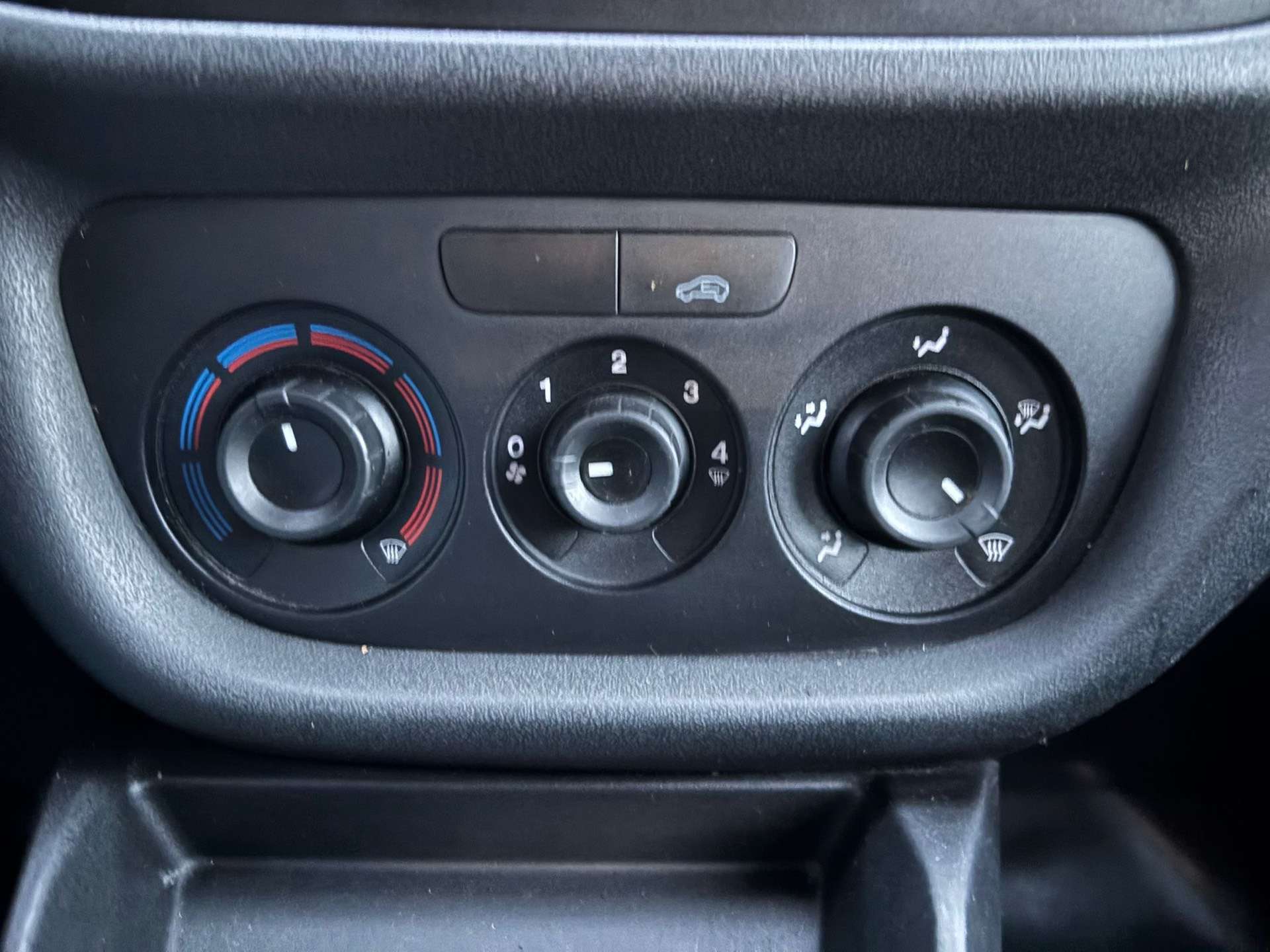 Fiat Doblo 1 ER MAIN / TVA RECUPERABLE / CAPTEUR AR