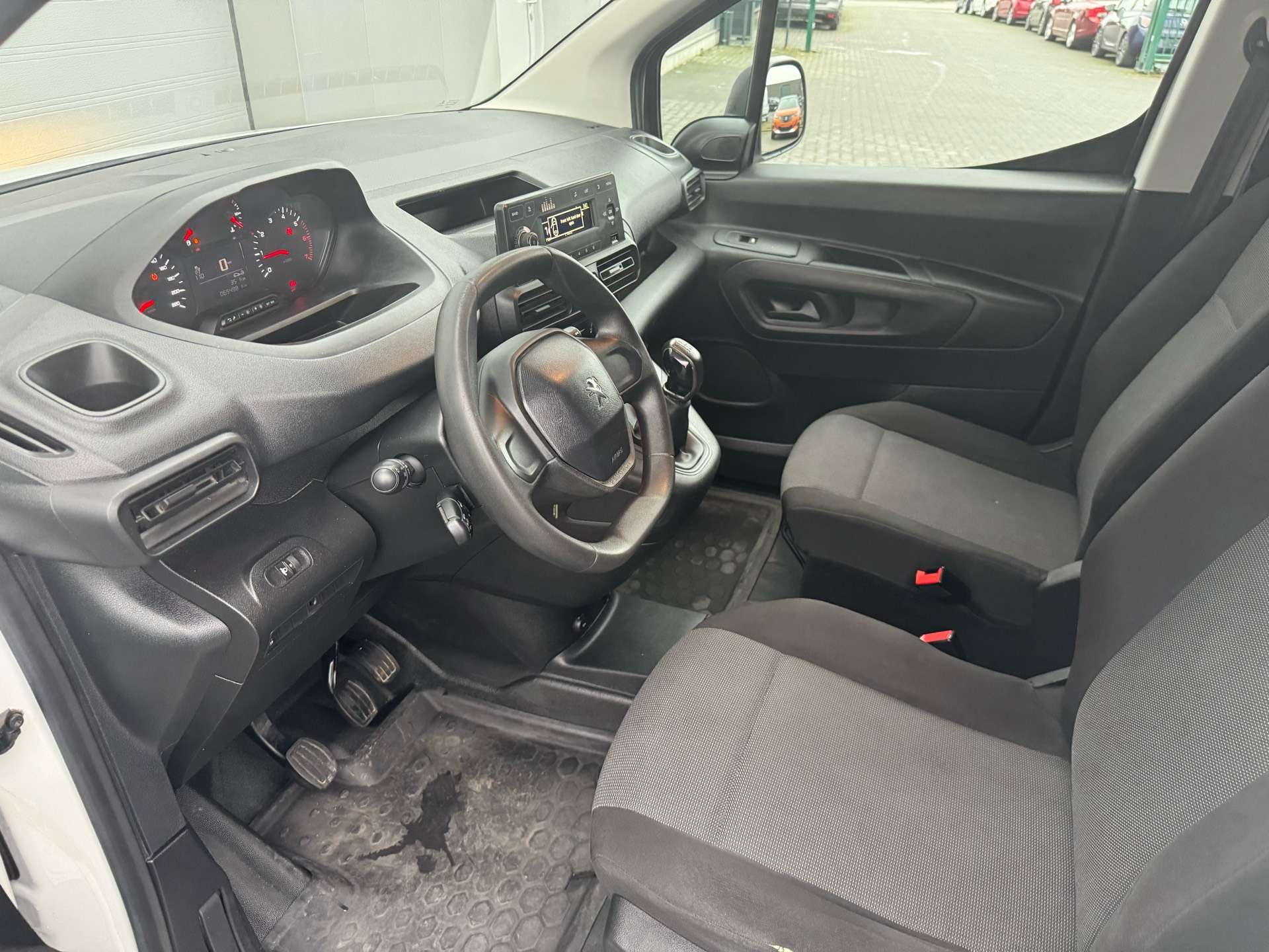 Peugeot Partner CAMERA / BLUETOOTH / REGULATEUR / TVA RECUPERABLE